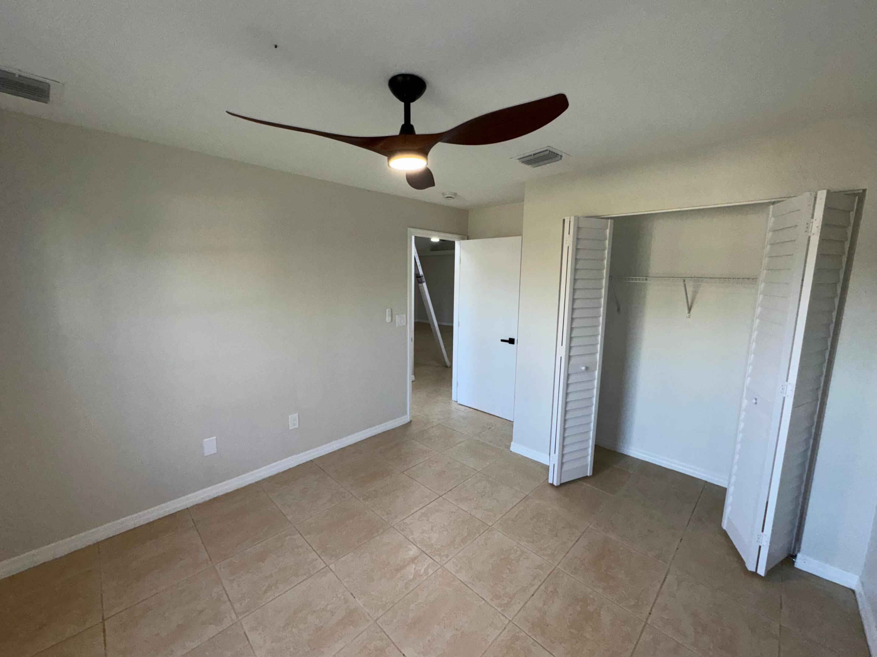 CONGRESS GROVES IN - Residential Lease