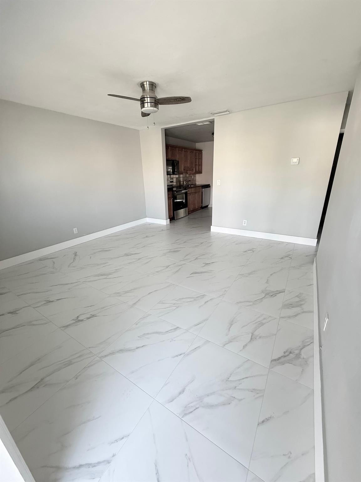 ALMAR ESTATES RESUB - Residential Lease
