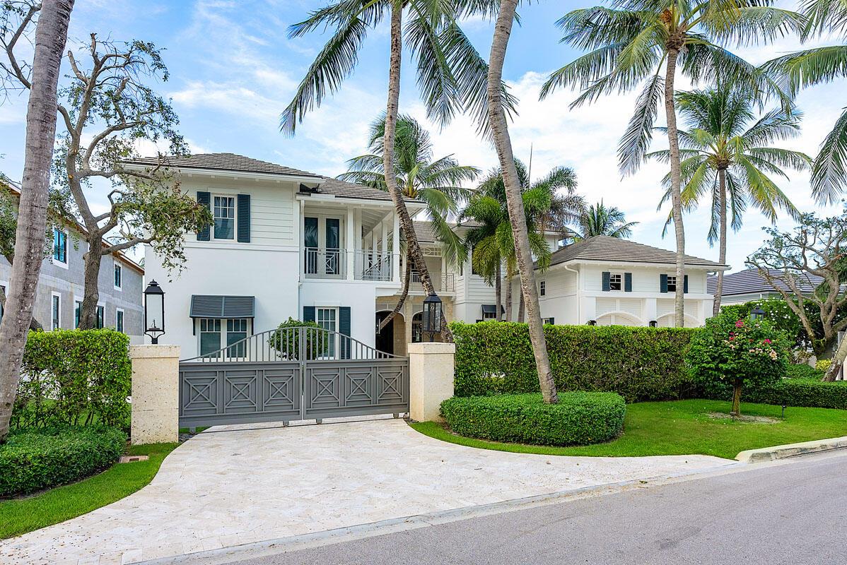 ROYAL PALM YACHT & COUNTRY CLUB - Residential