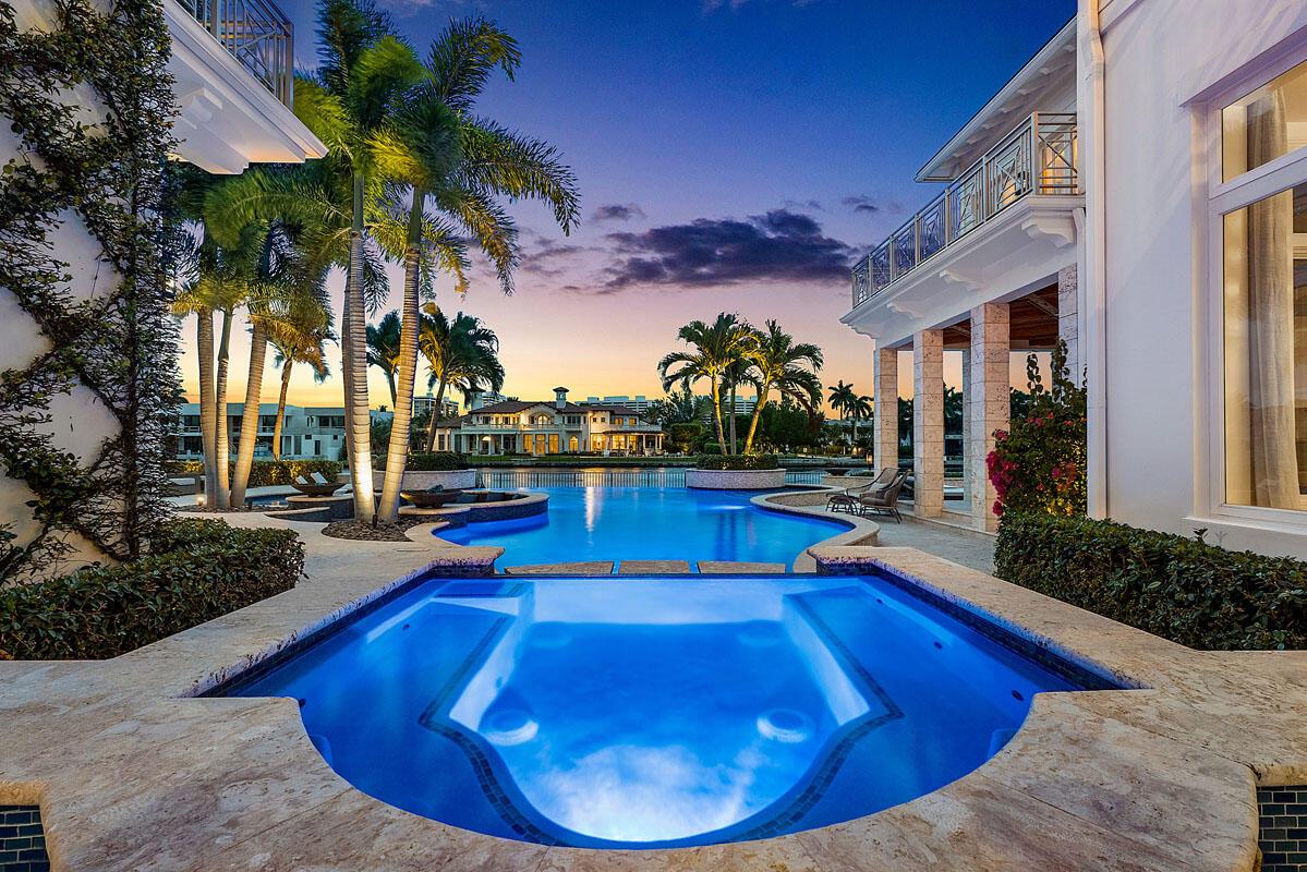 ROYAL PALM YACHT & COUNTRY CLUB - Residential