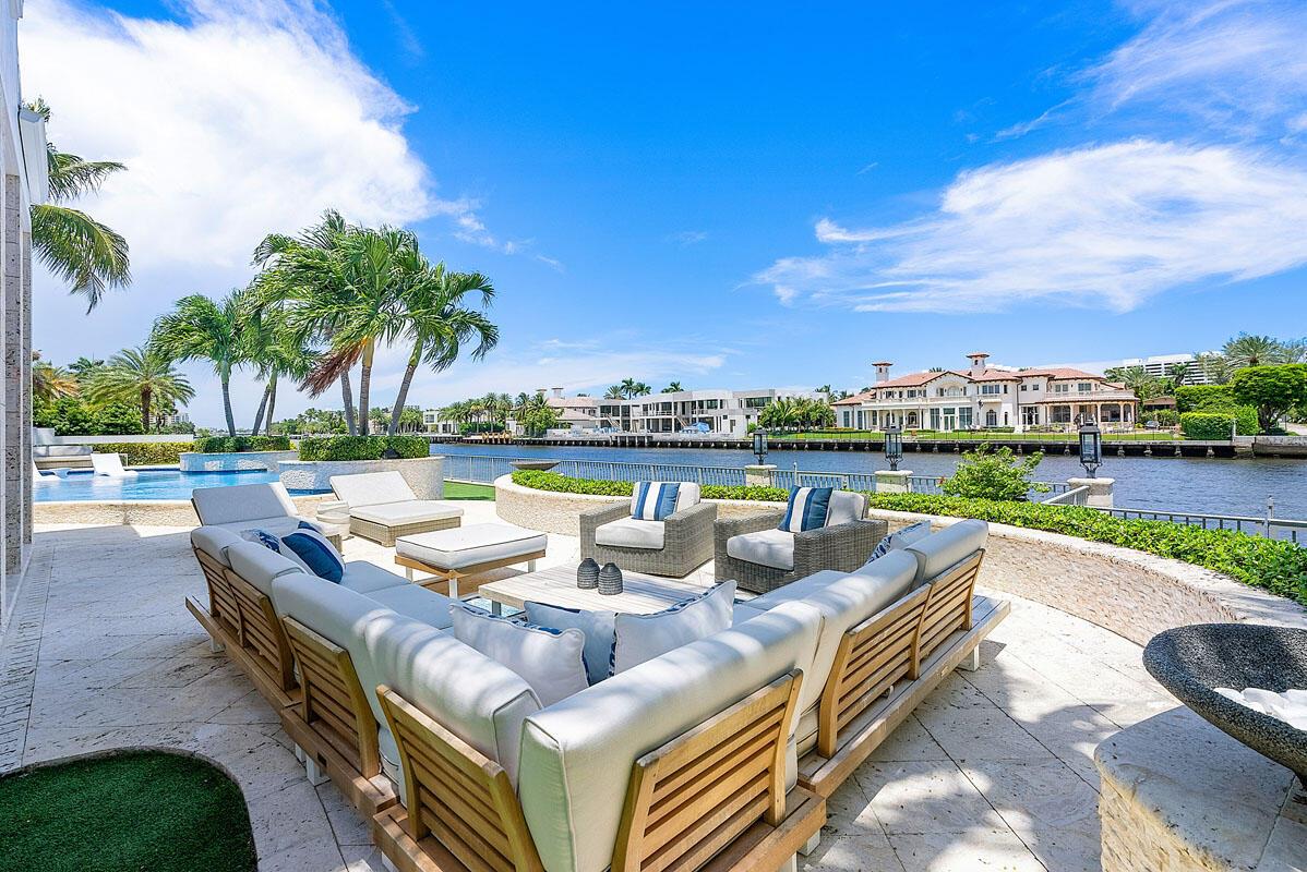 ROYAL PALM YACHT & COUNTRY CLUB - Residential