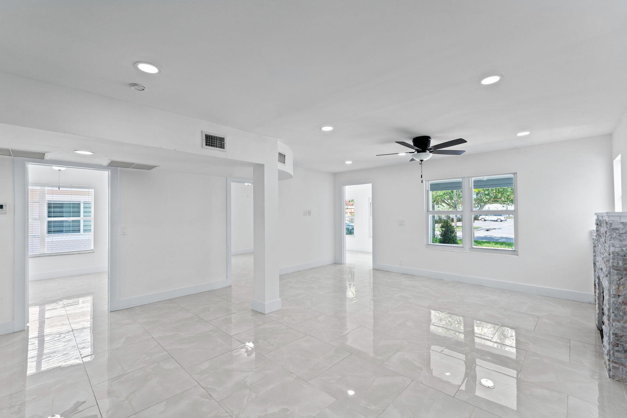 GARDENS THE - Residential Lease