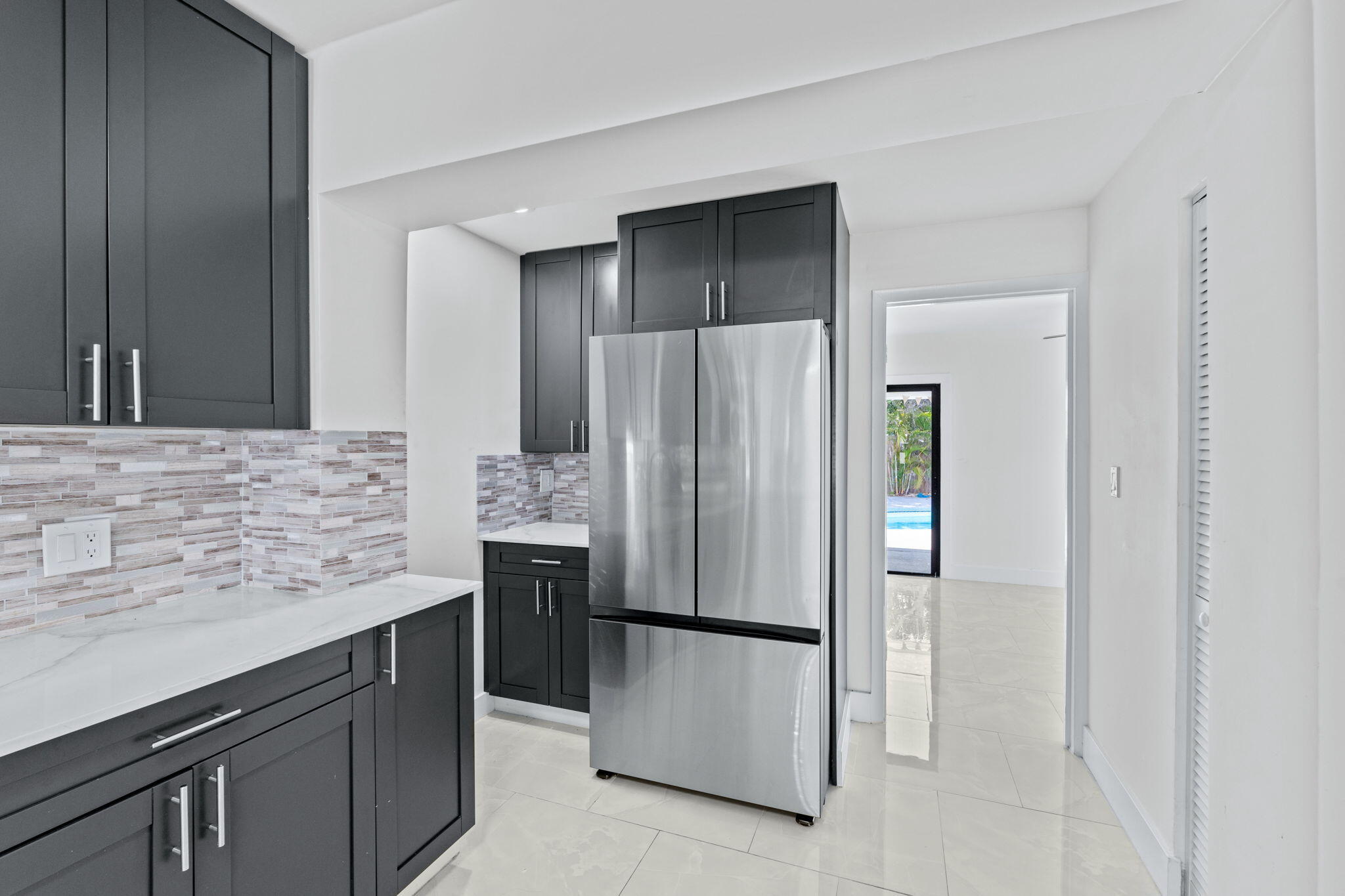 GARDENS THE - Residential Lease