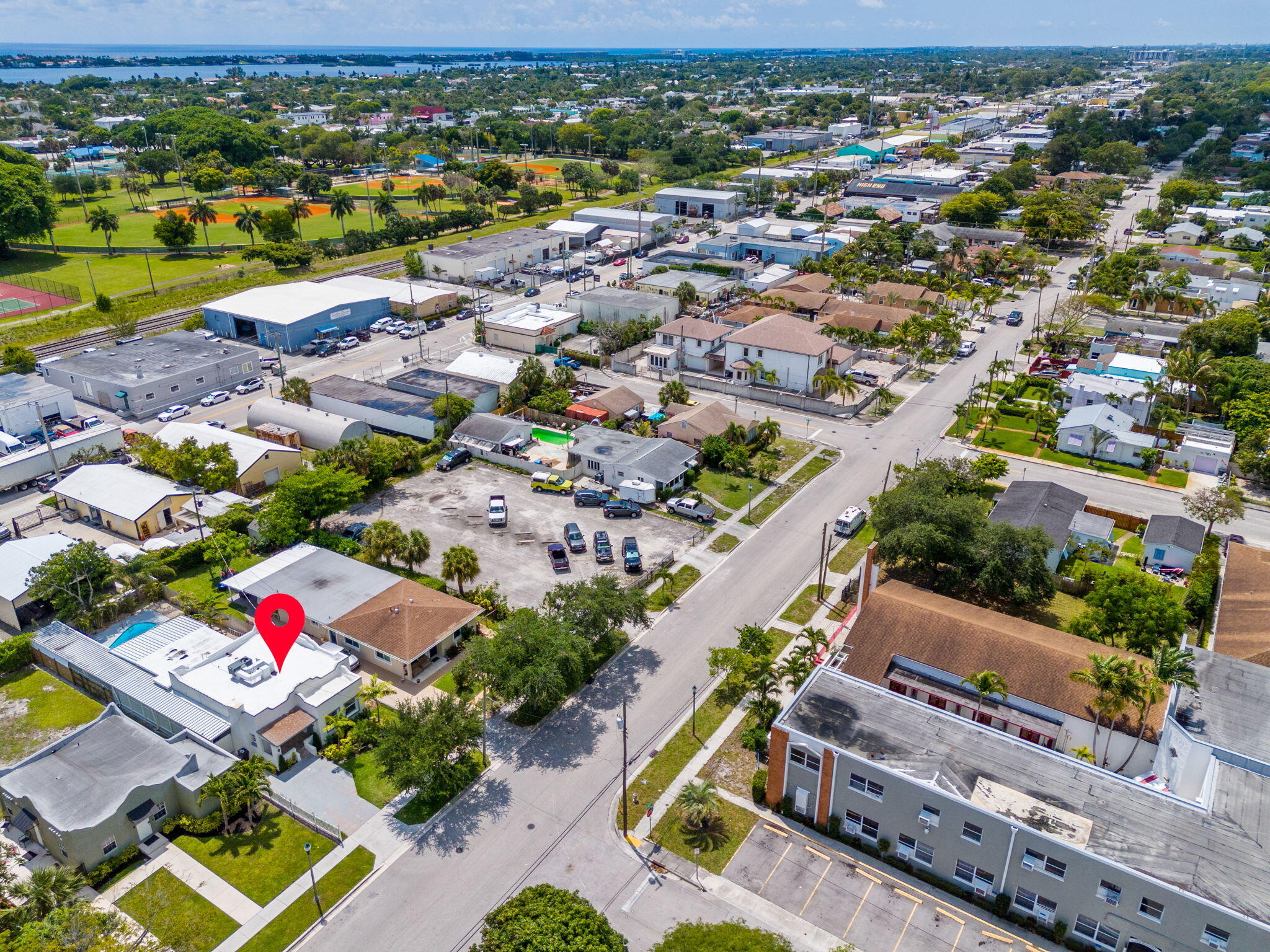 GARDENS THE - Residential Lease