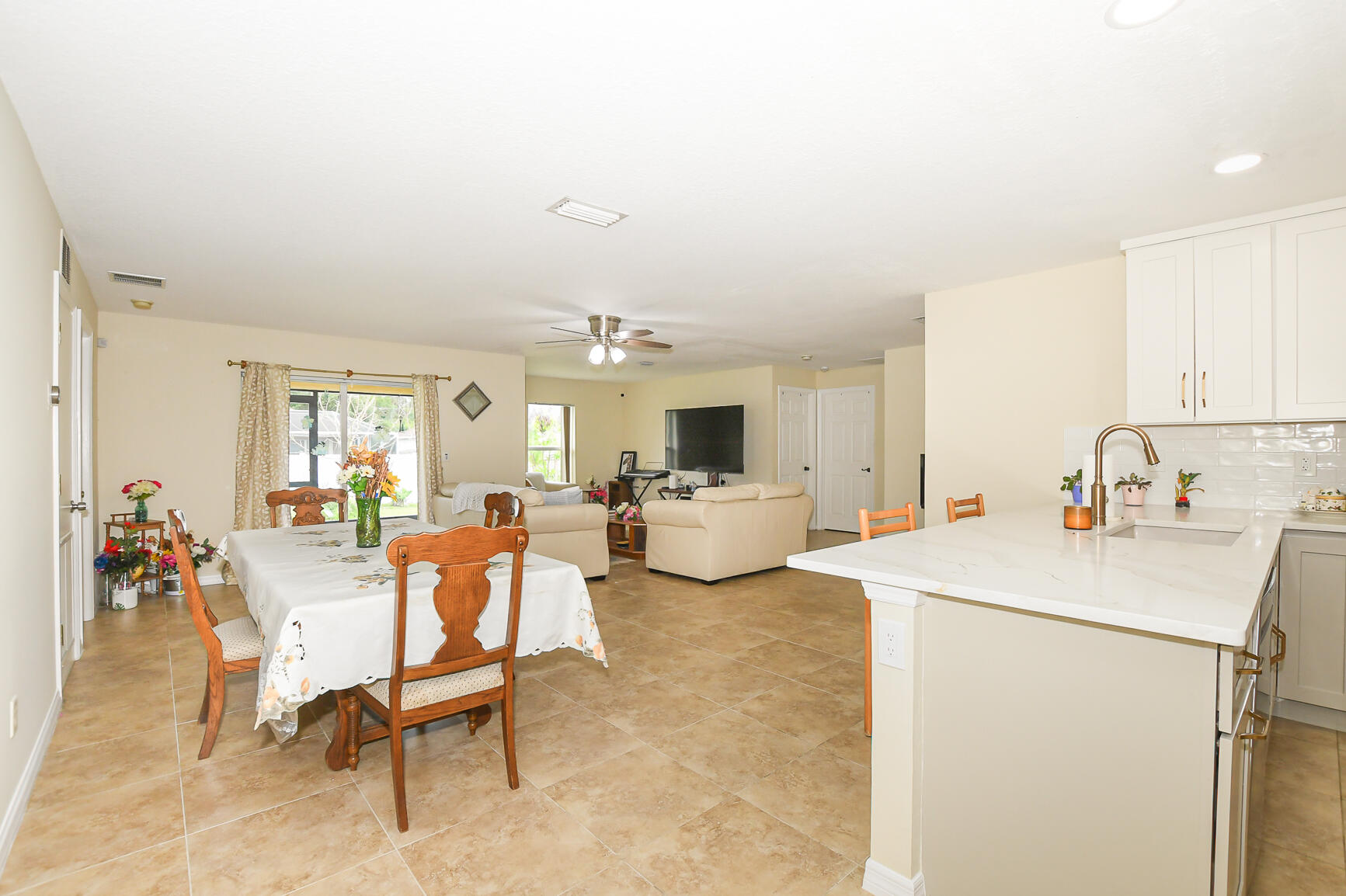 PORT ST LUCIE SECTION 11 - Residential
