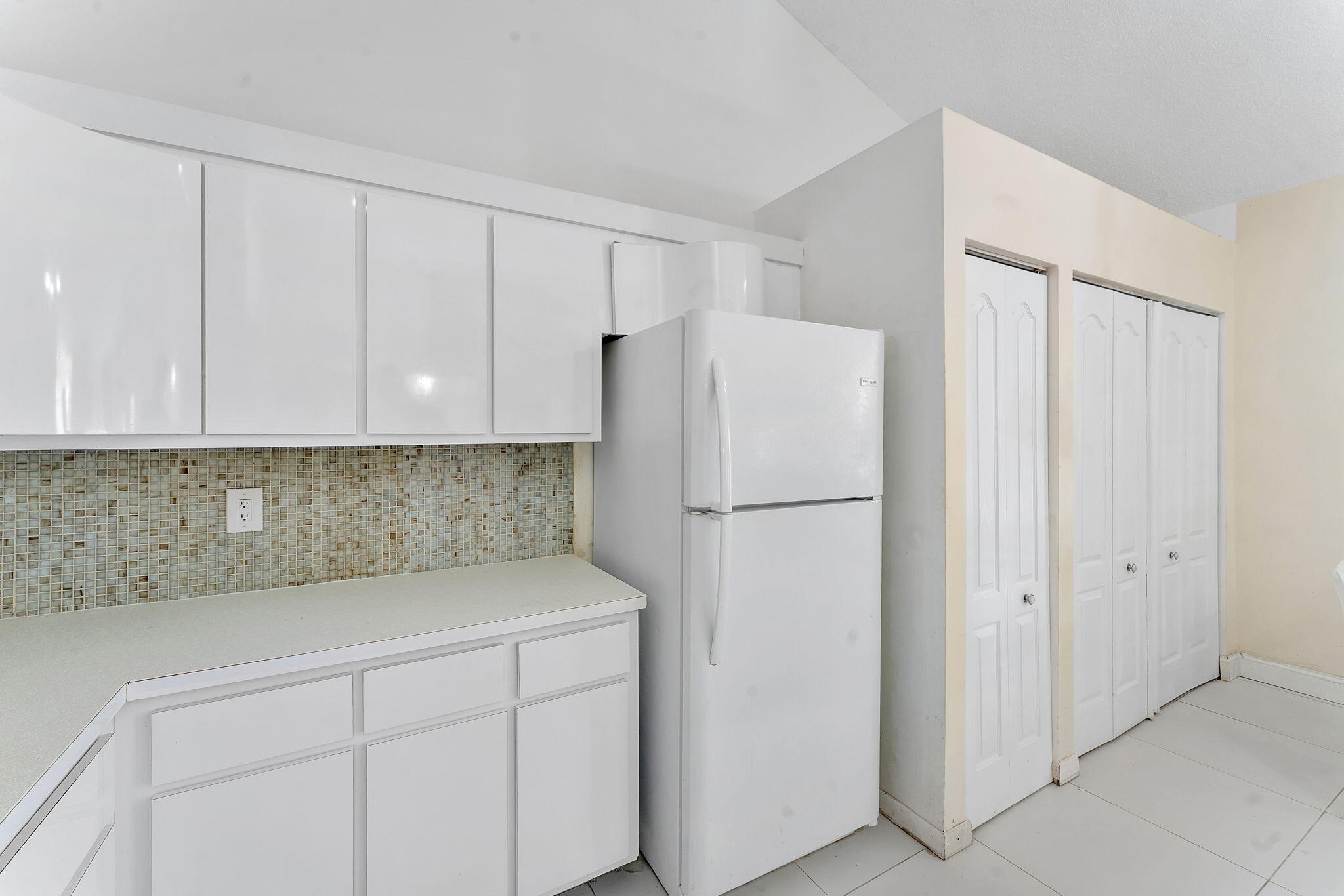 WESTCHESTER TOWNHOUSES - Residential