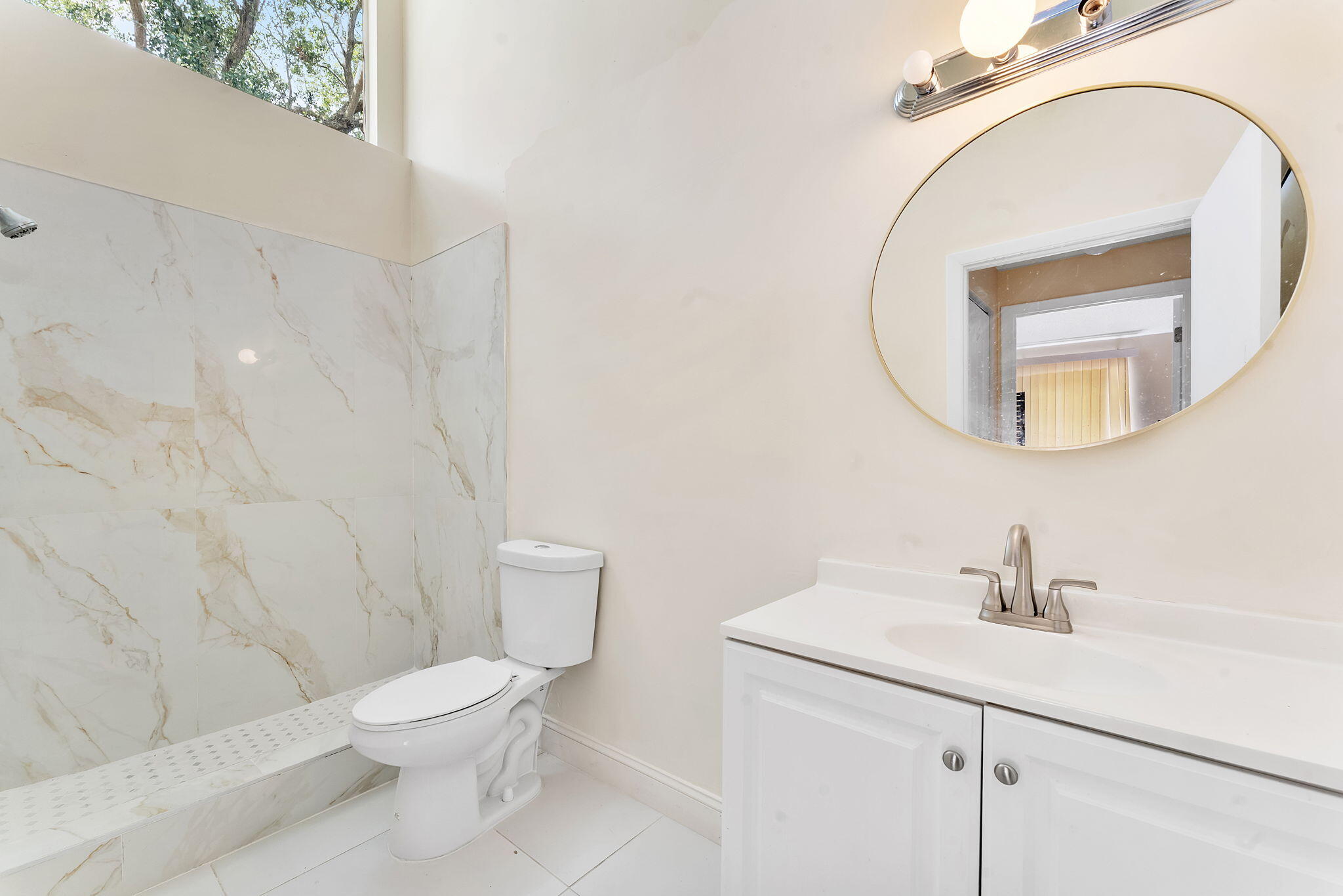 WESTCHESTER TOWNHOUSES - Residential