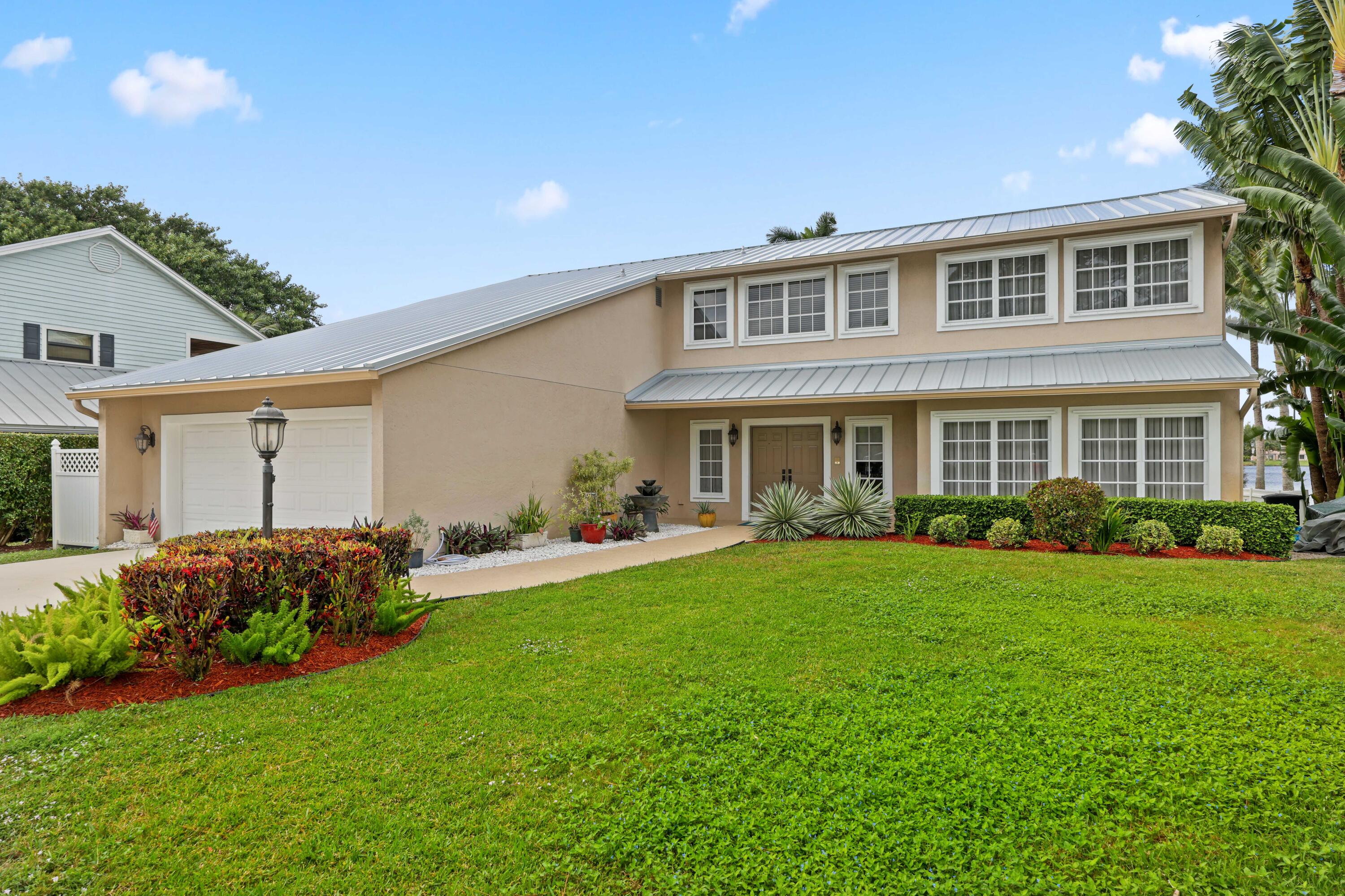LAKE OSBORNE - Residential