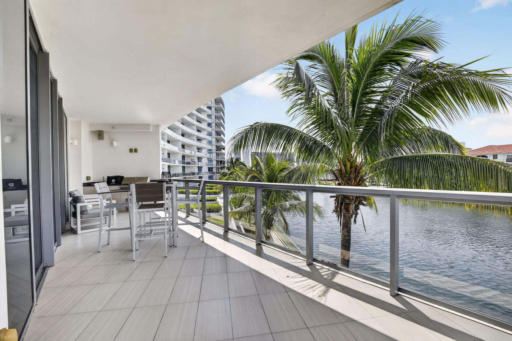 ECHO CONDO - Residential