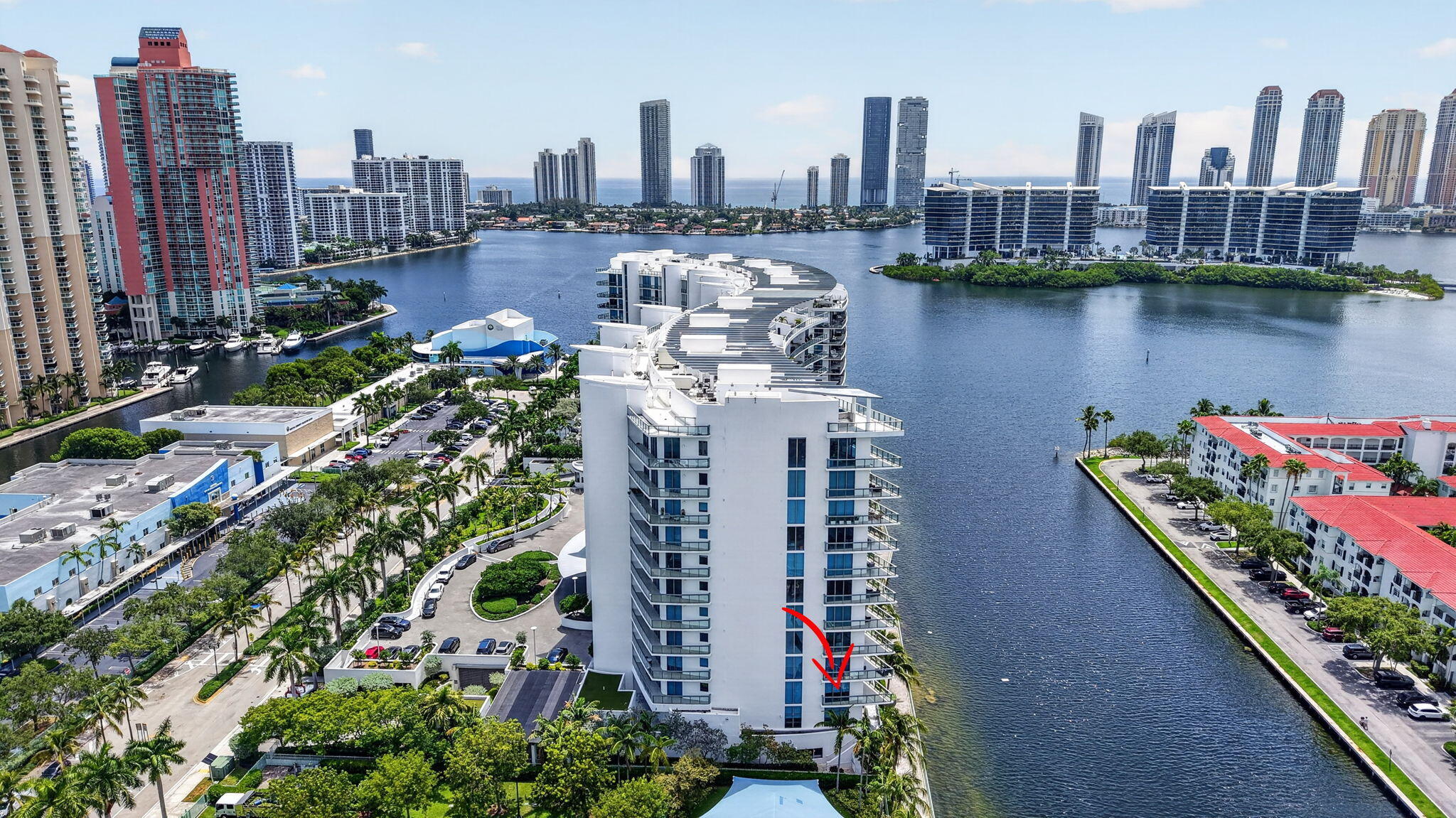 ECHO CONDO - Residential