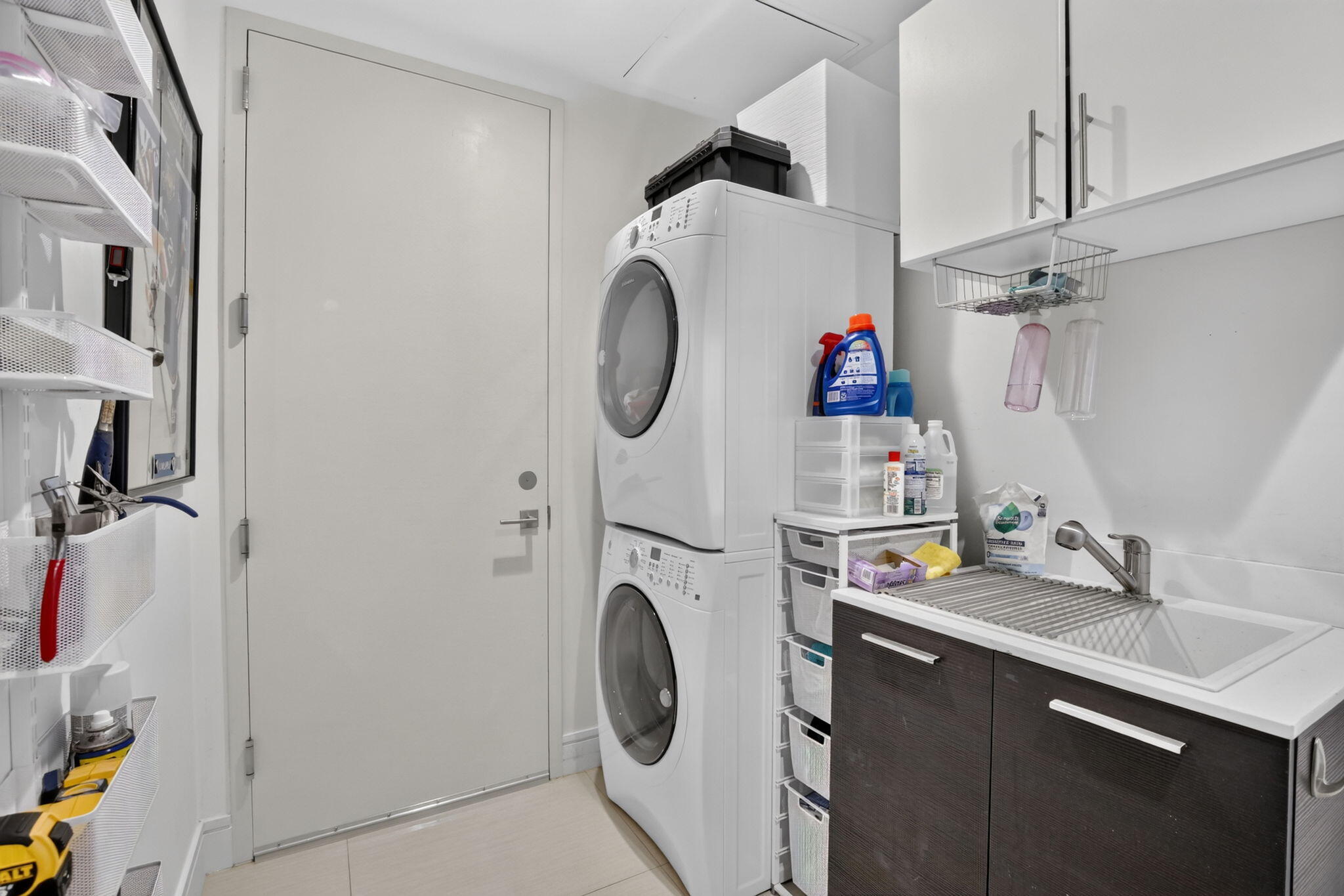 ECHO CONDO - Residential