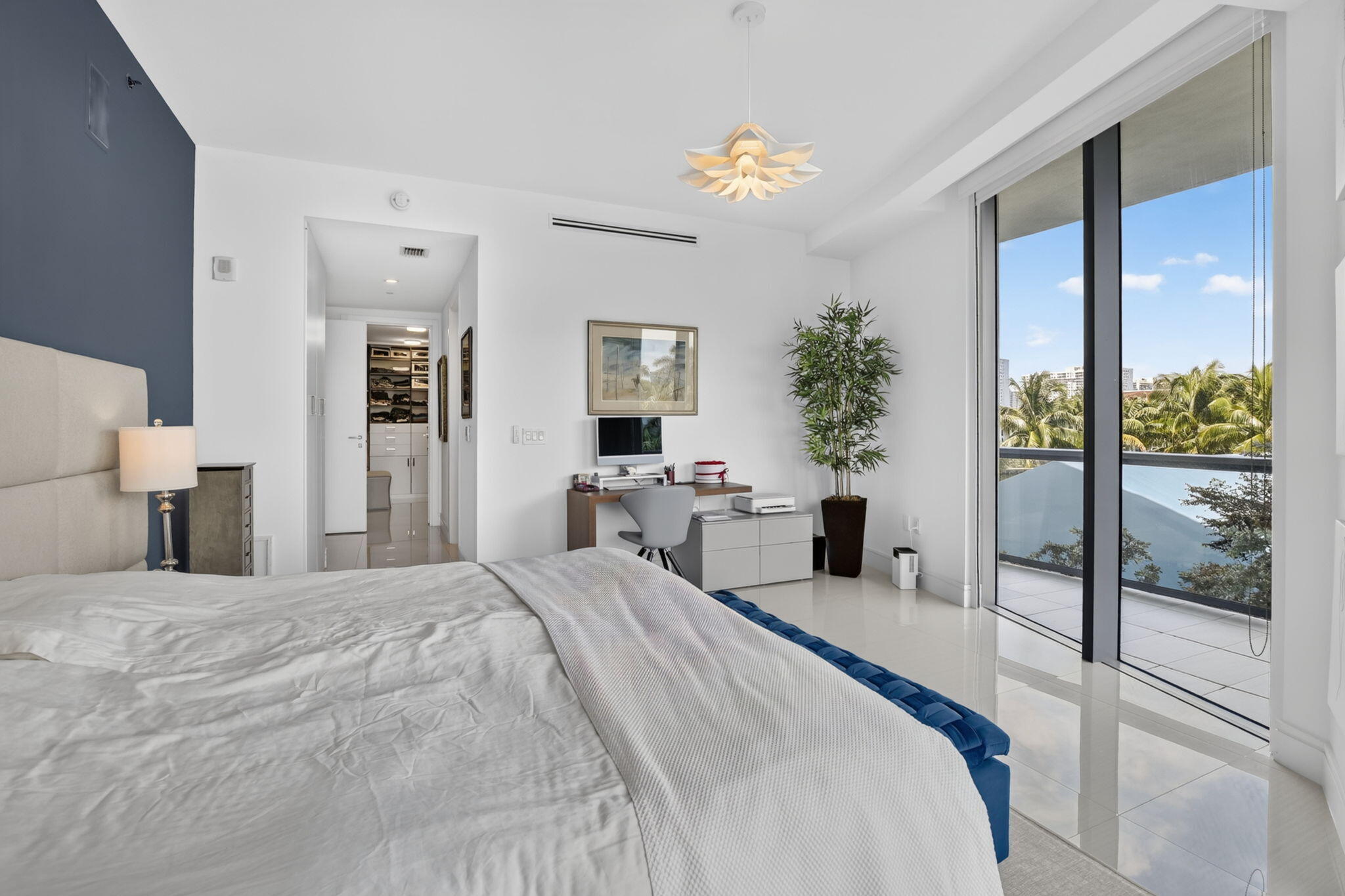 ECHO CONDO - Residential