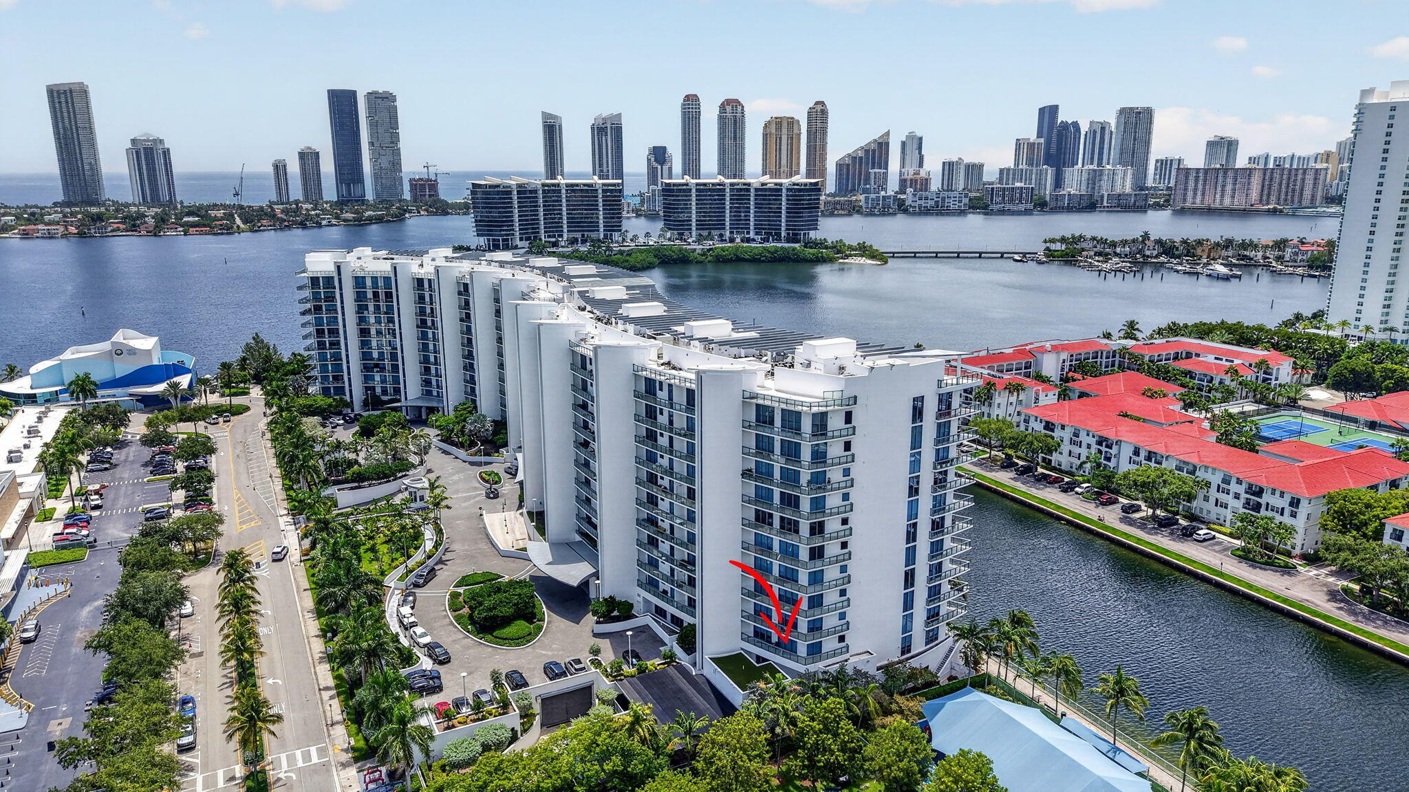 ECHO CONDO - Residential