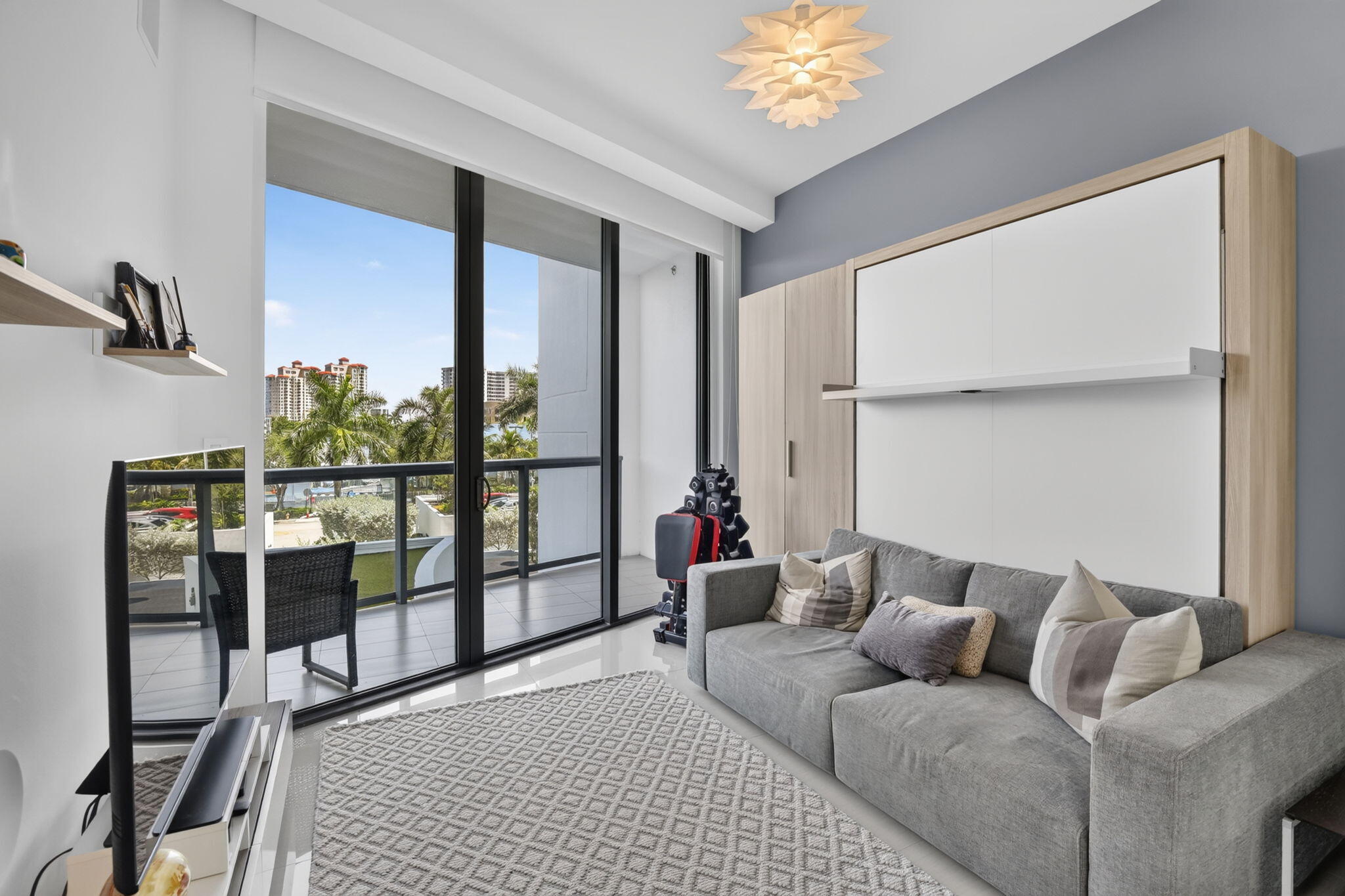 ECHO CONDO - Residential
