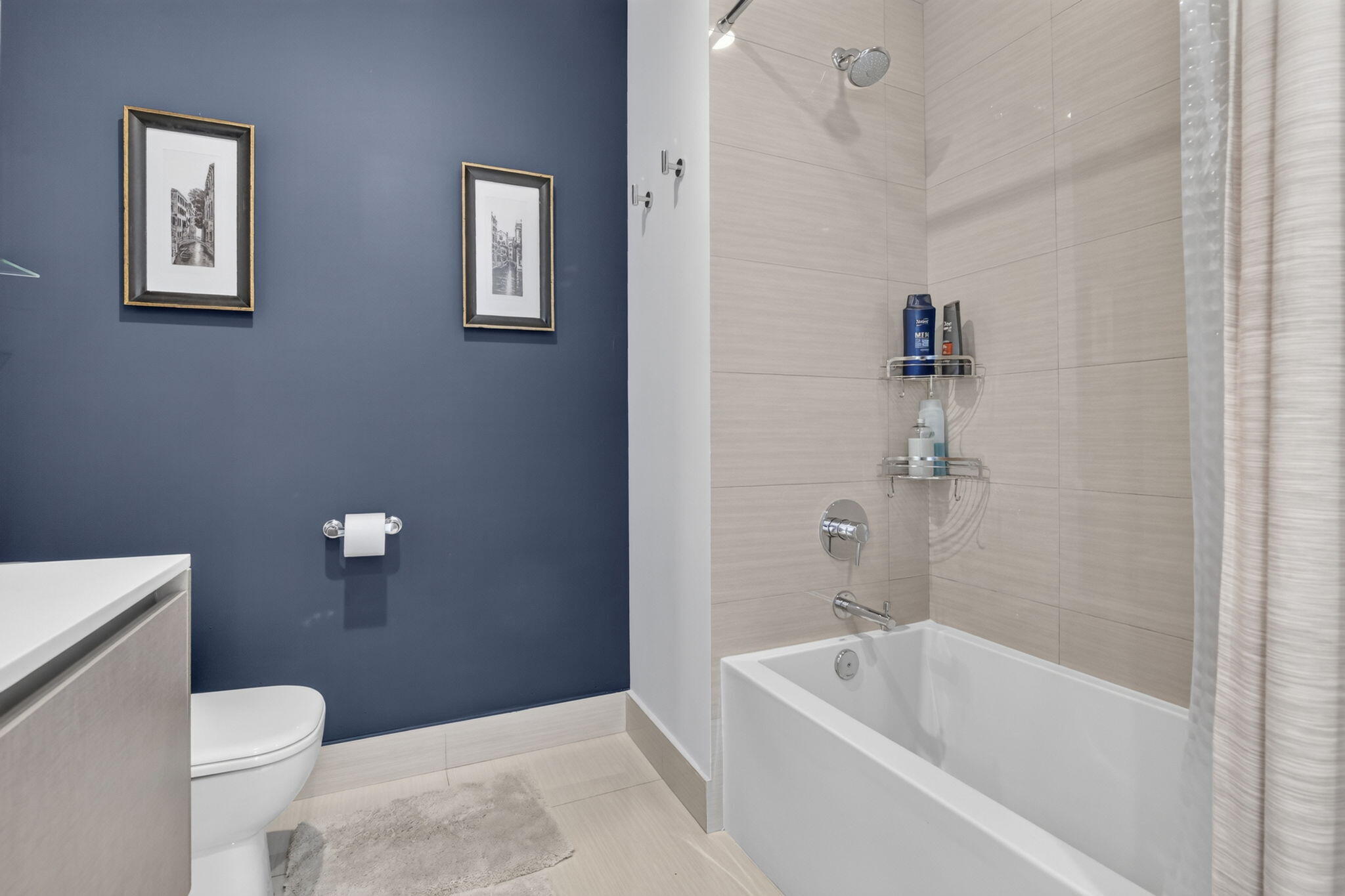 ECHO CONDO - Residential