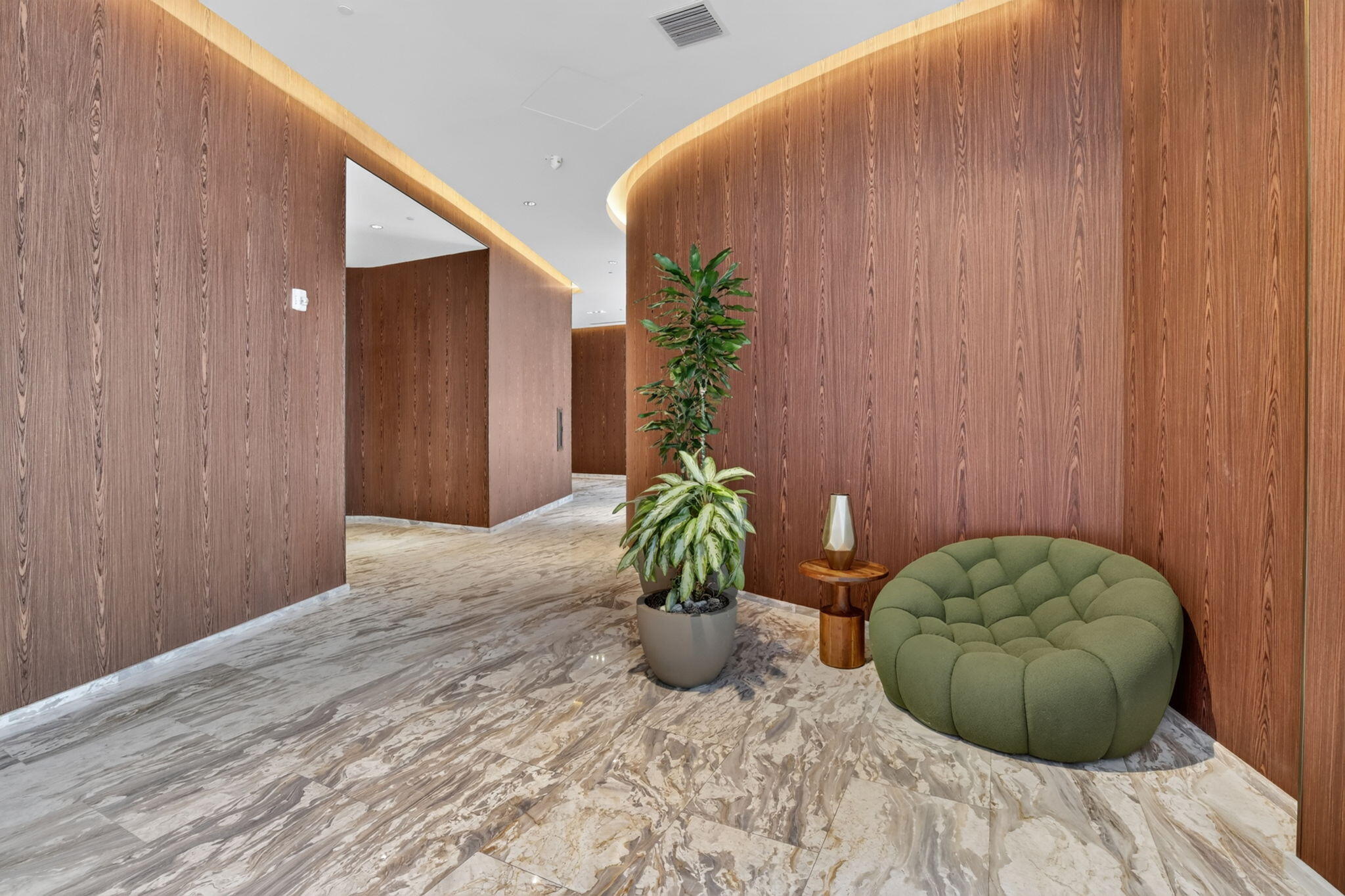 ECHO CONDO - Residential