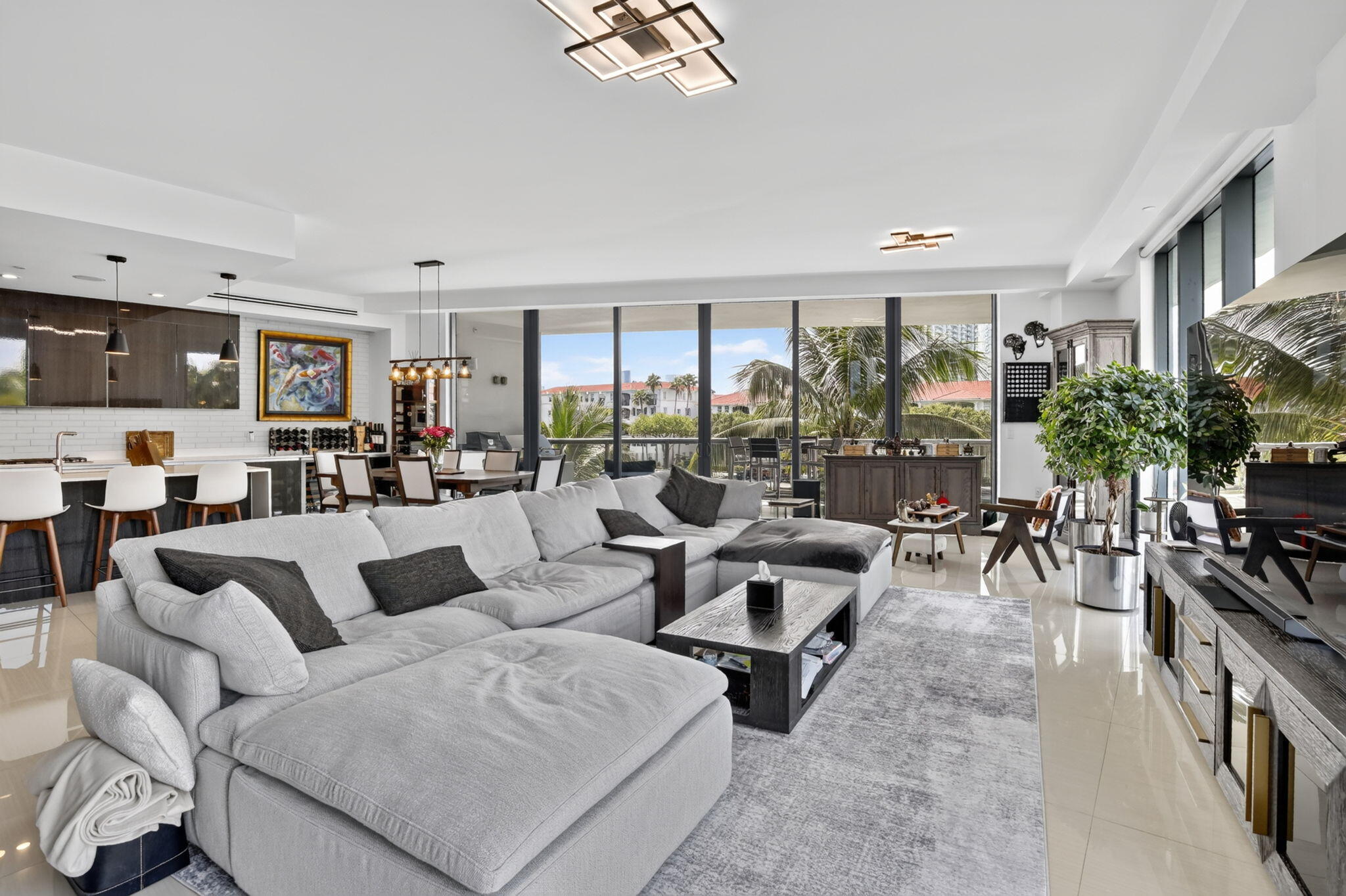 ECHO CONDO - Residential
