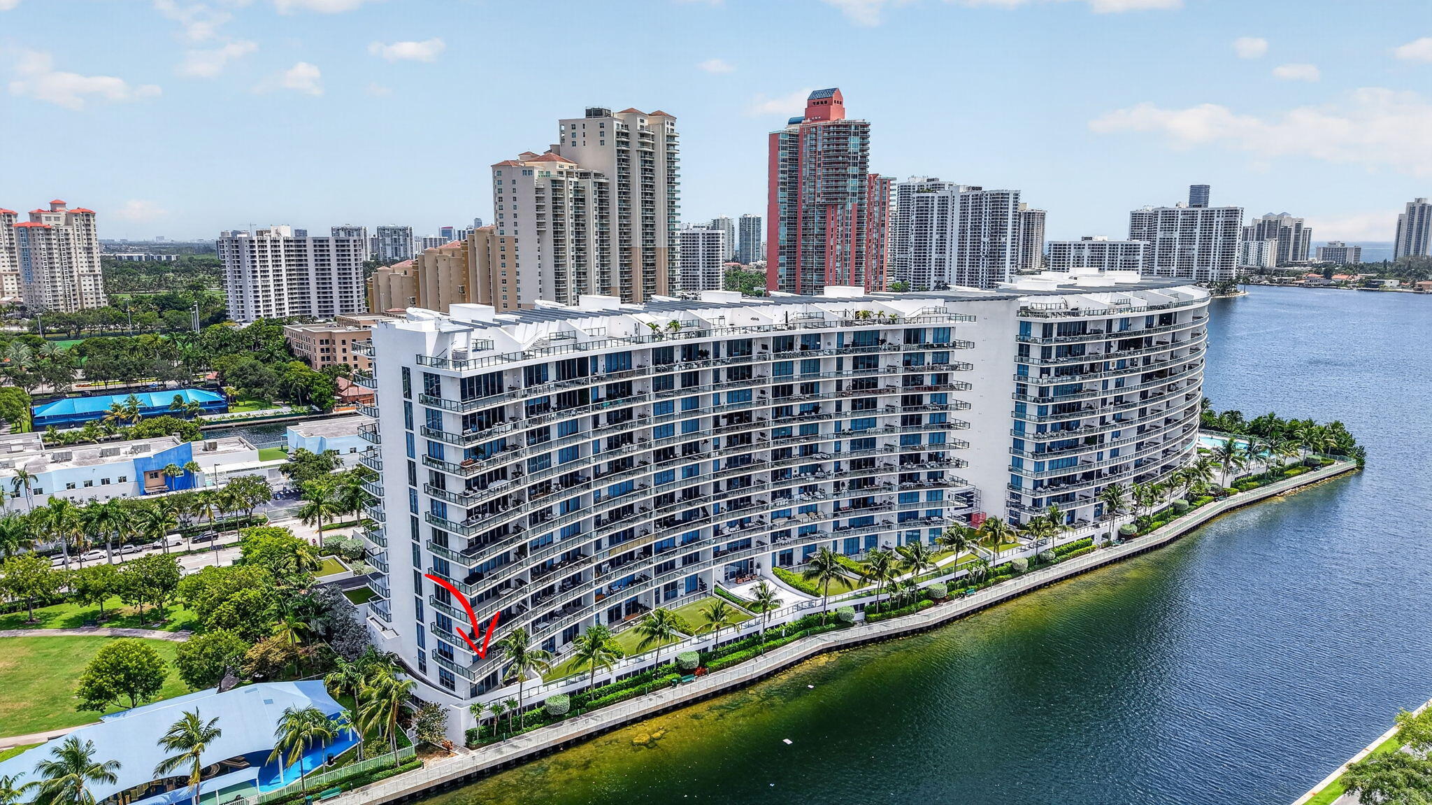 ECHO CONDO - Residential