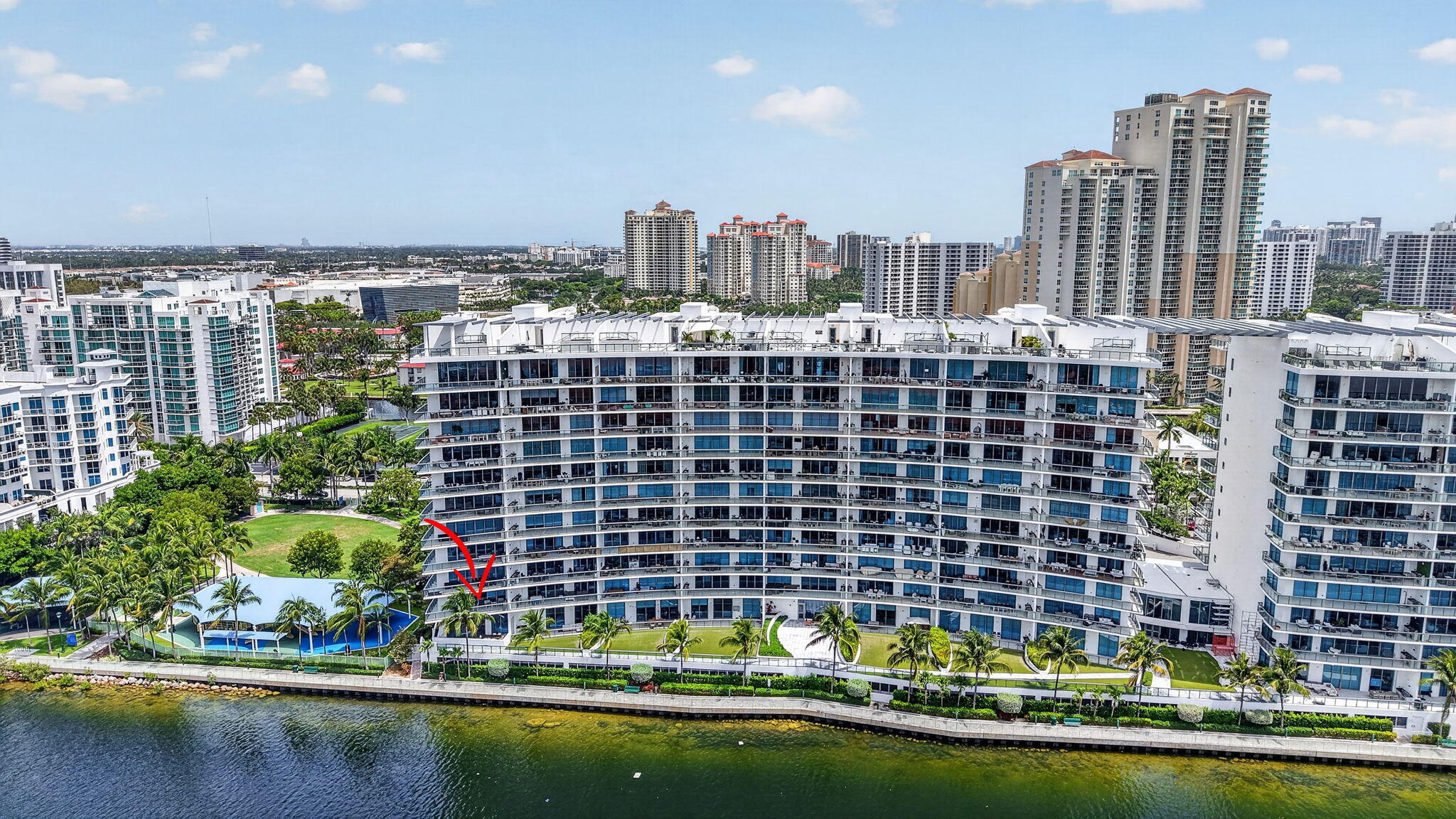 ECHO CONDO - Residential