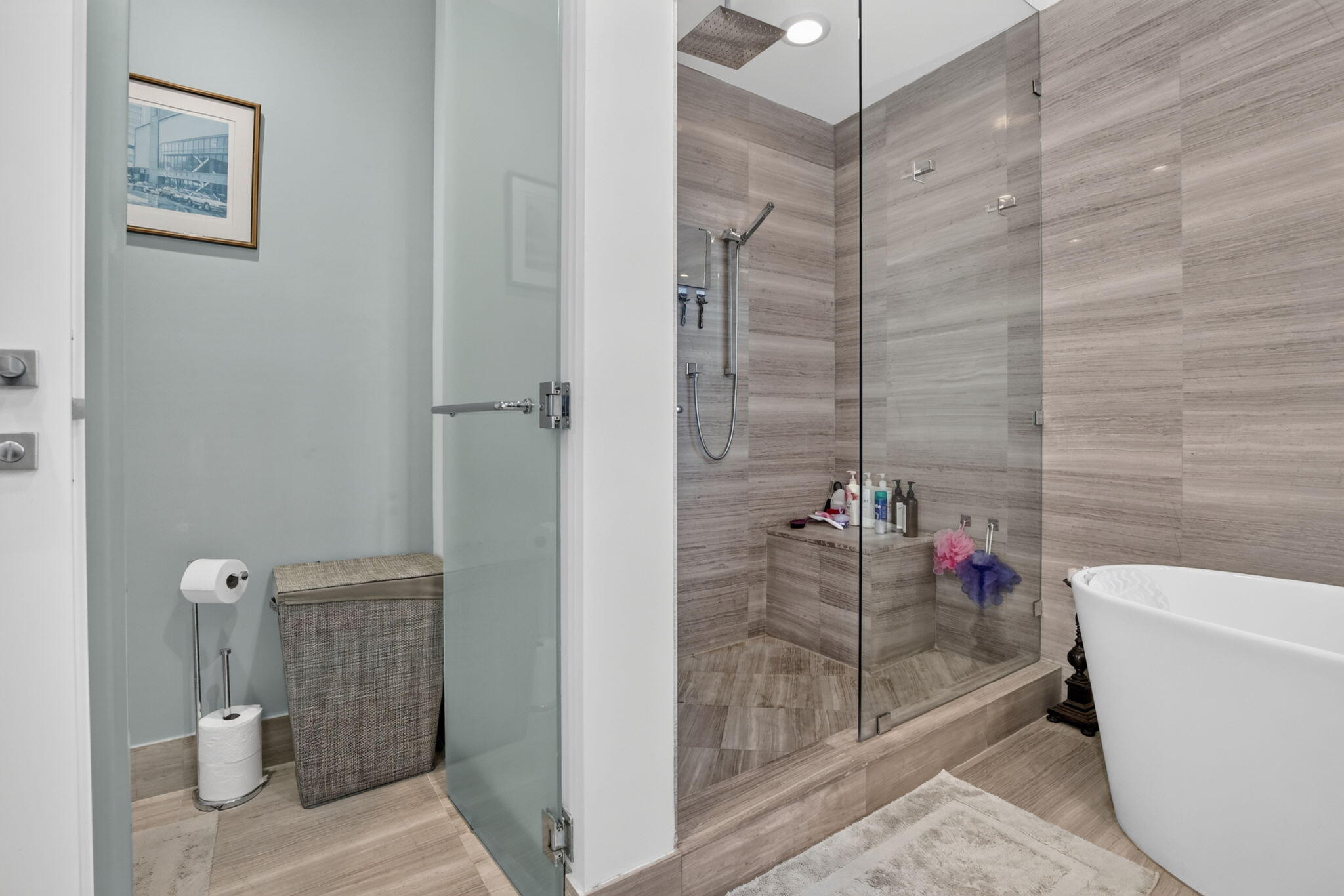 ECHO CONDO - Residential