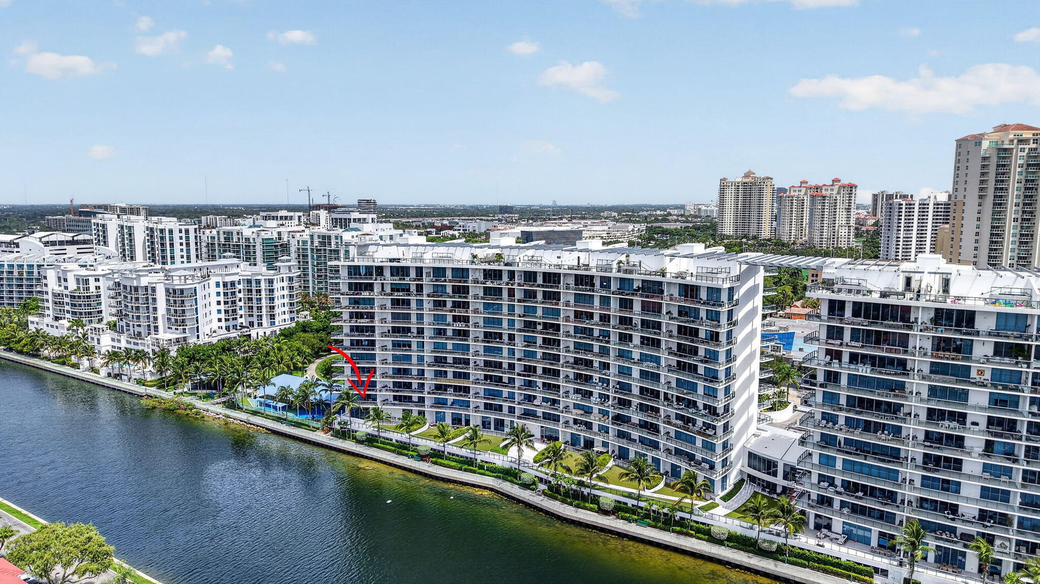 ECHO CONDO - Residential