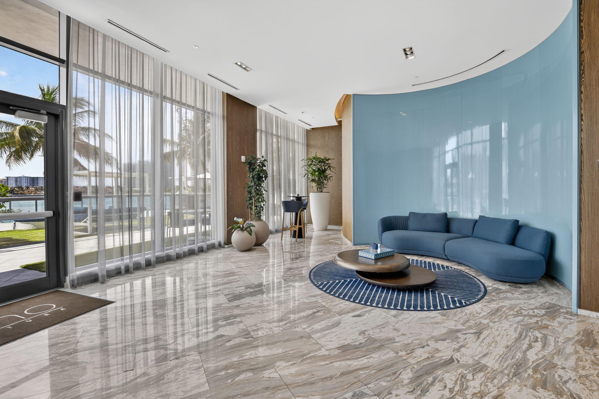 ECHO CONDO - Residential