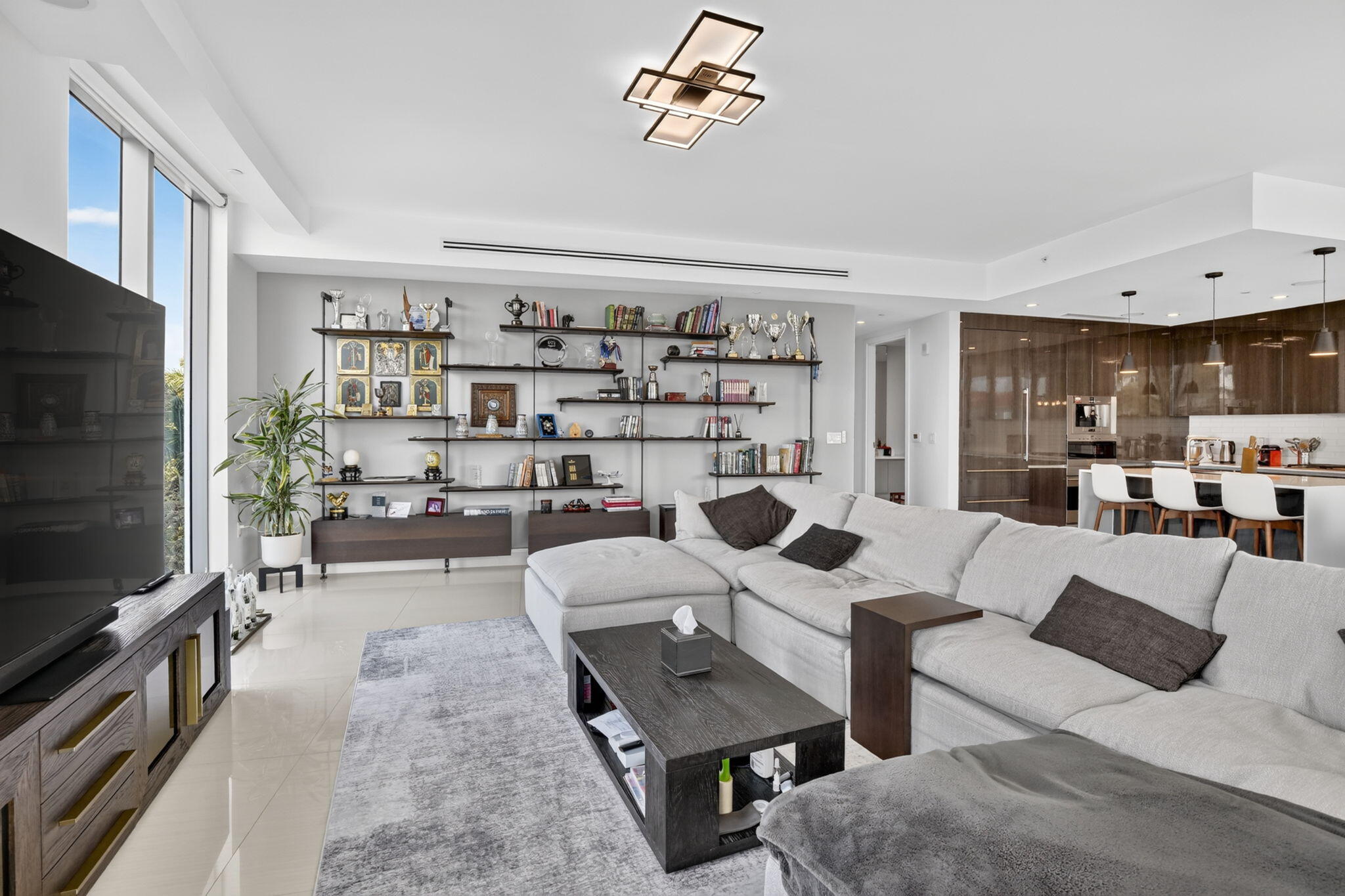 ECHO CONDO - Residential