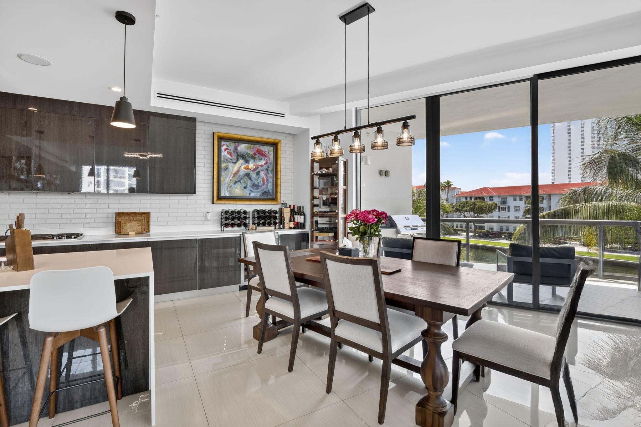 ECHO CONDO - Residential