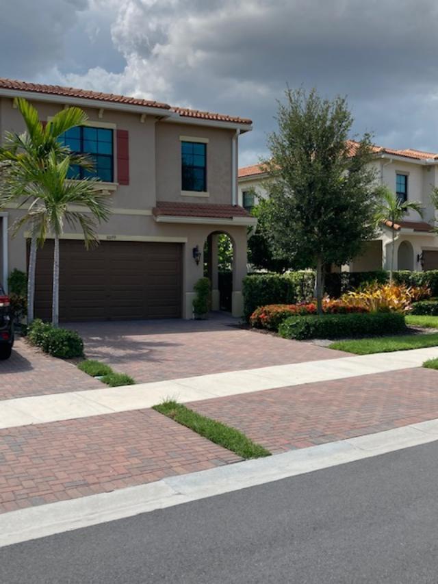 BOCA DUNES PUD - Residential Lease