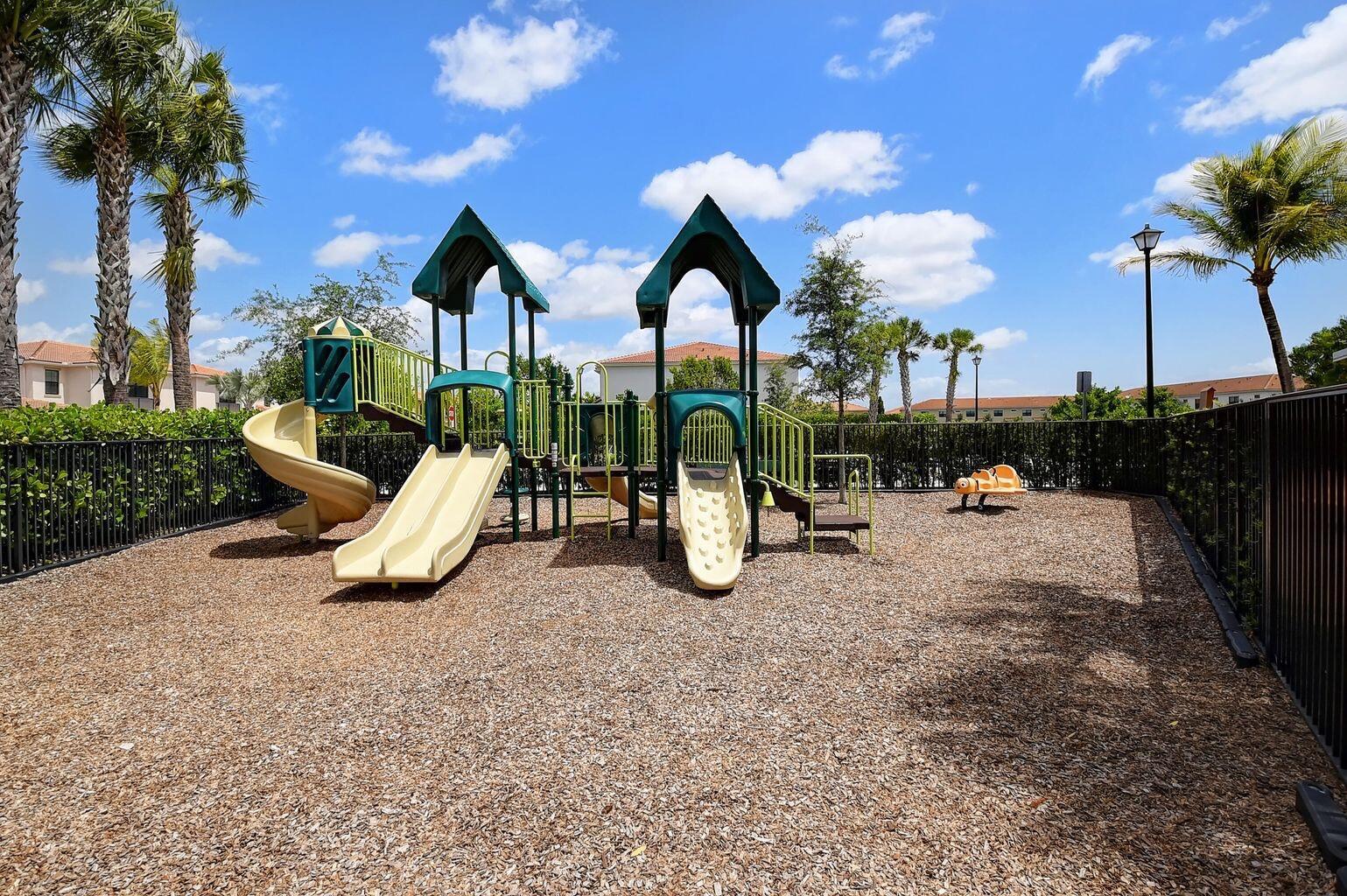 BOCA DUNES PUD - Residential Lease