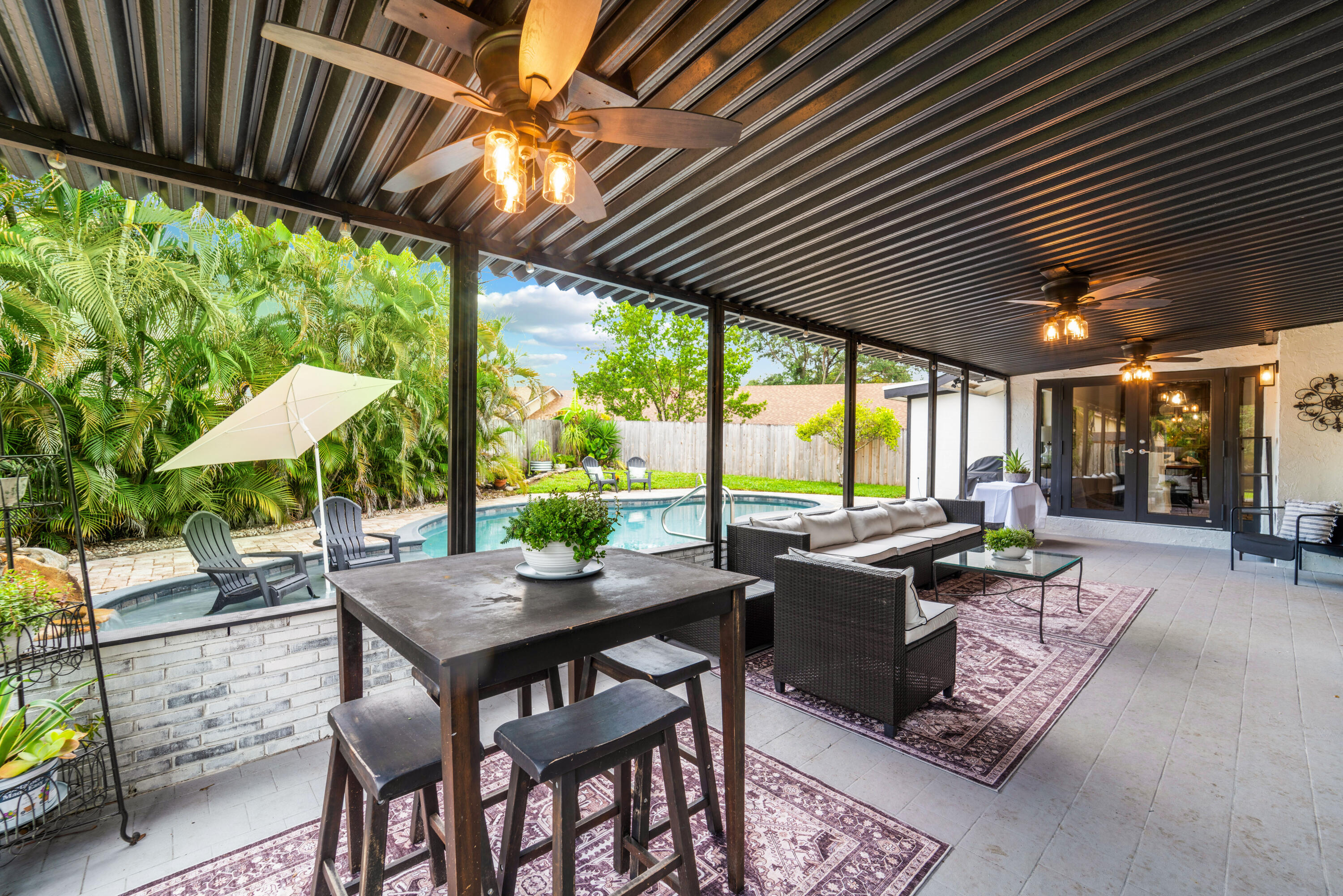 COMROCK - Residential