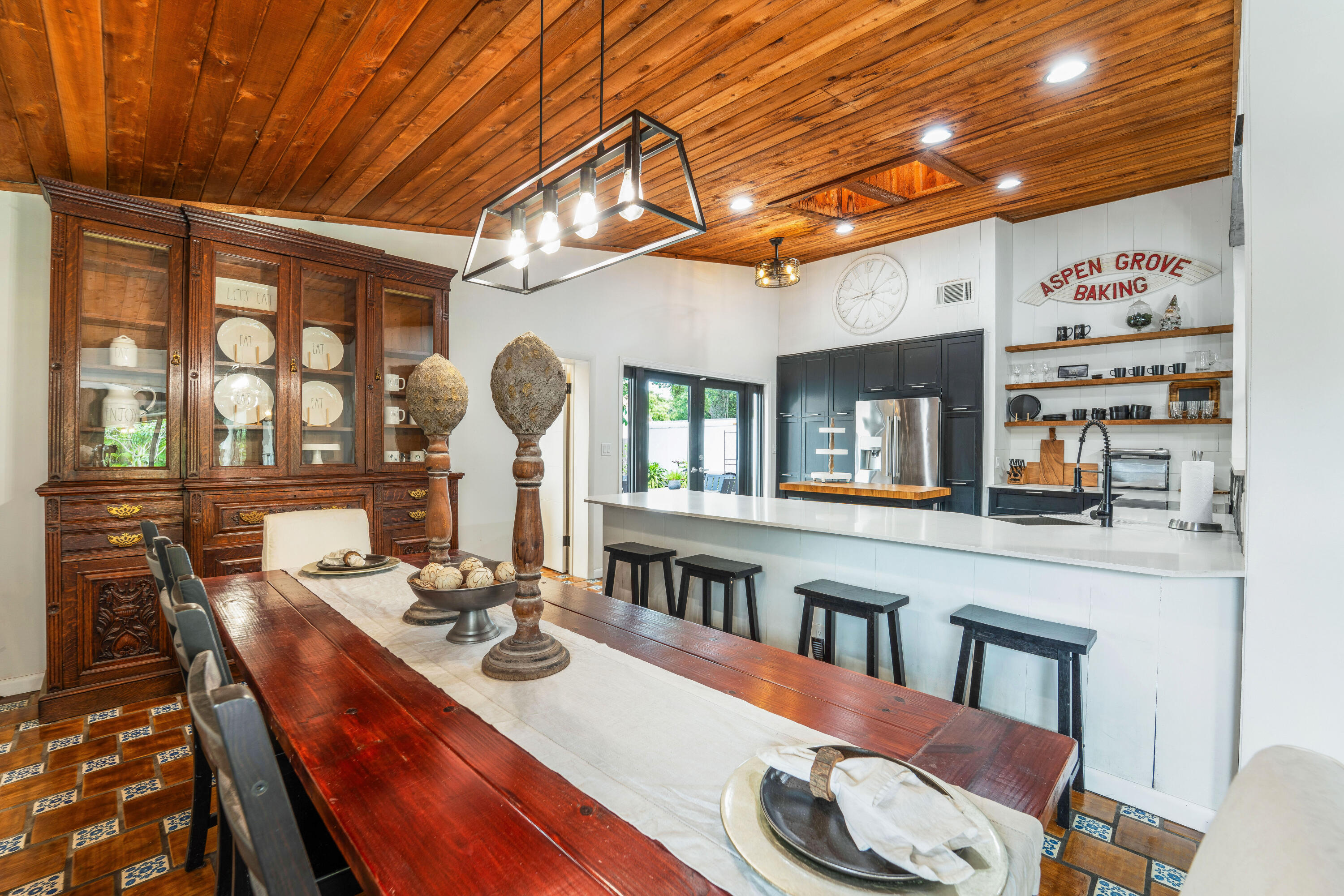 COMROCK - Residential