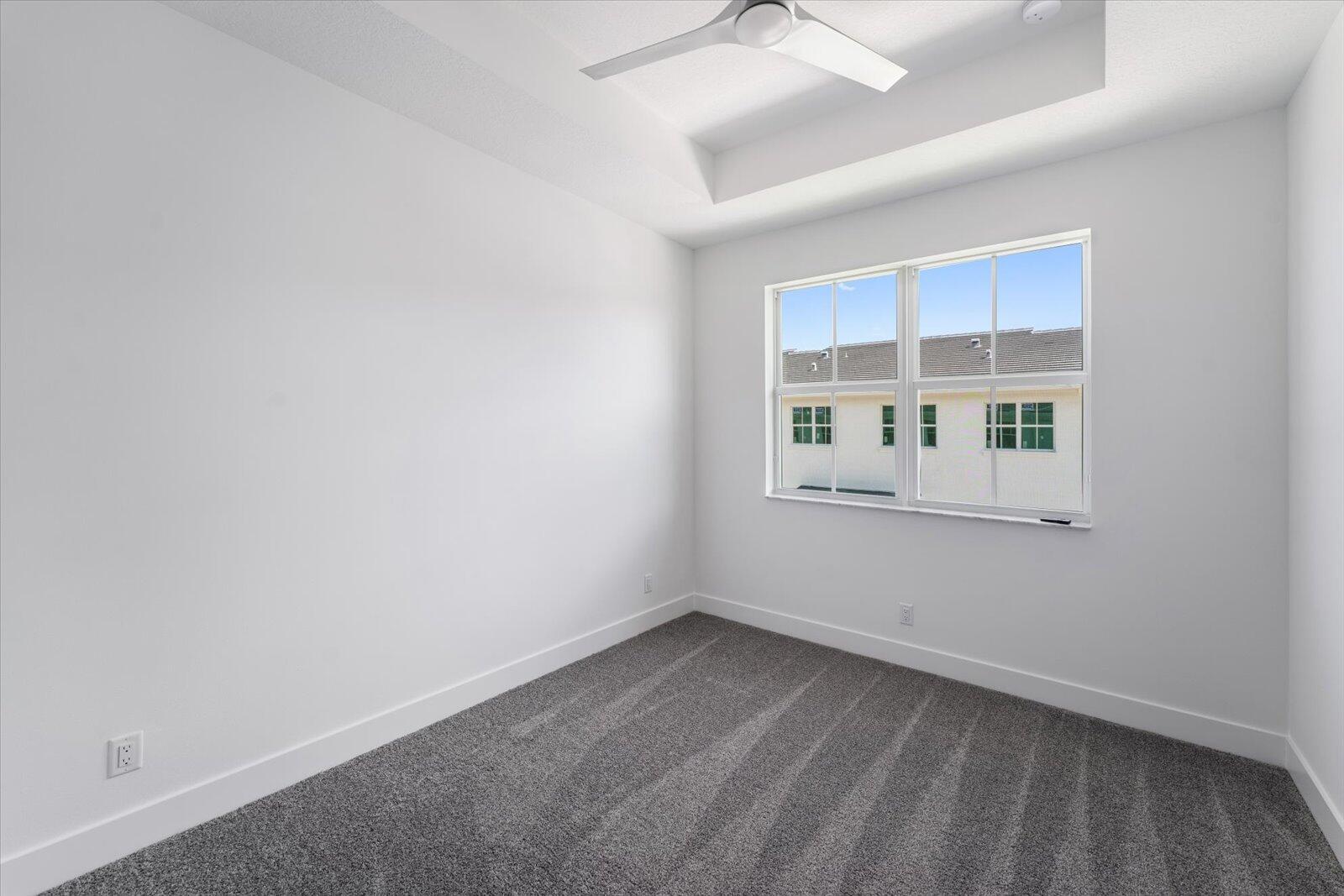 ALTON NEIGHBORHOOD 4 - Residential Lease