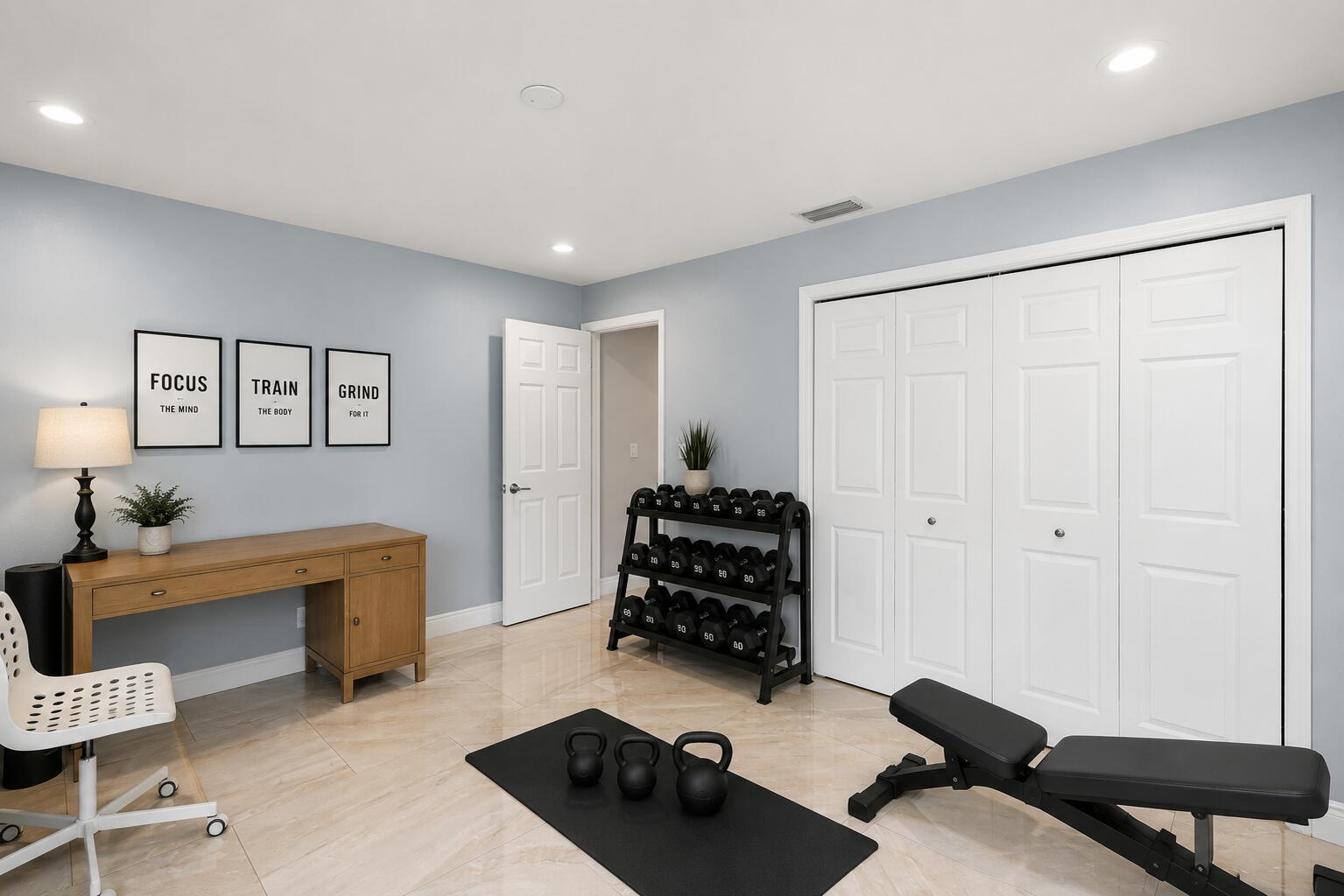 WOODFIELD HUNT CLUB - Residential