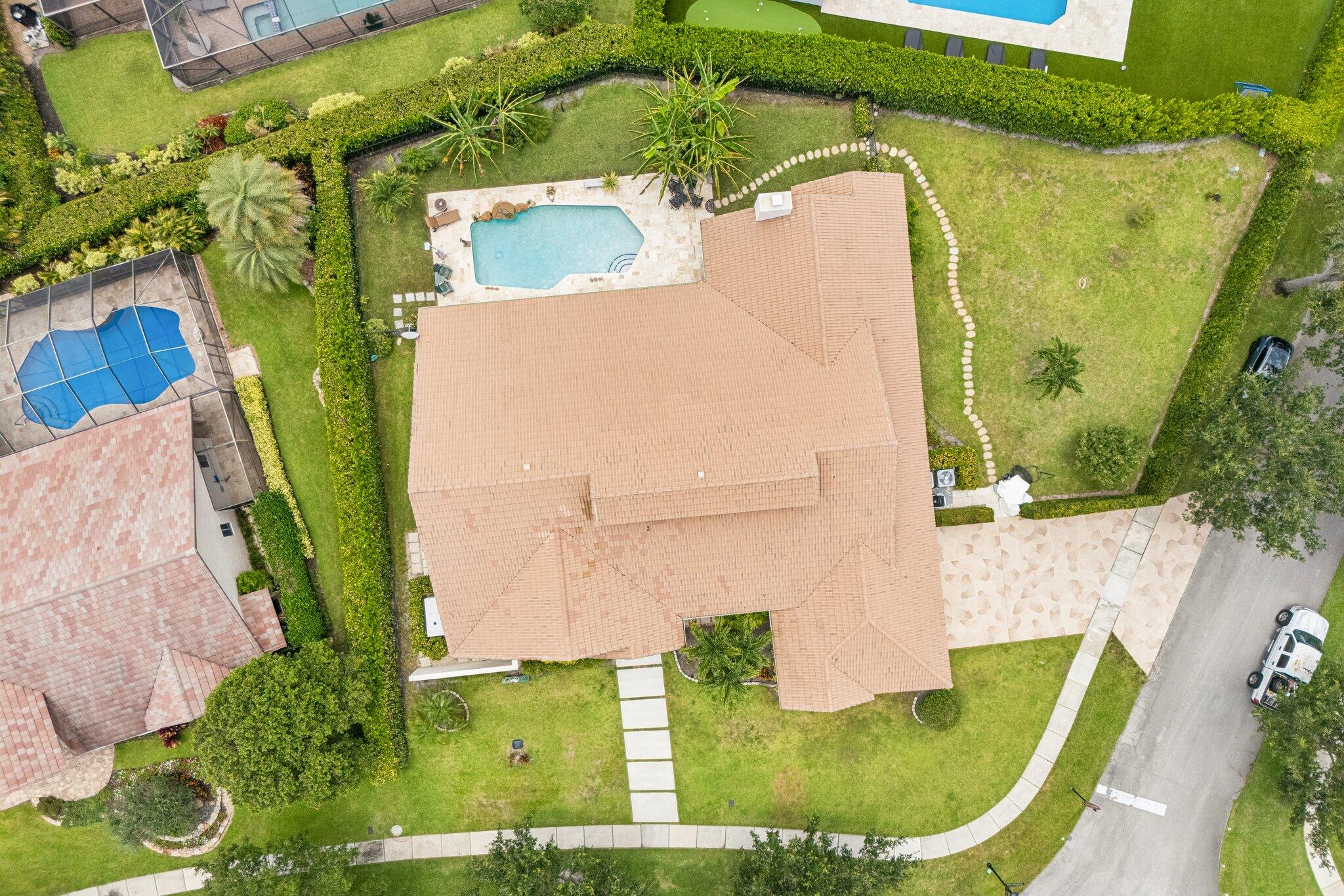WOODFIELD HUNT CLUB - Residential