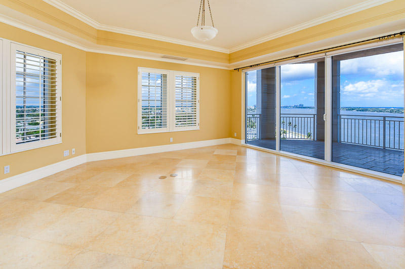 ONE WATERMARK PLACE OF THE PALM BEACHES - Residential