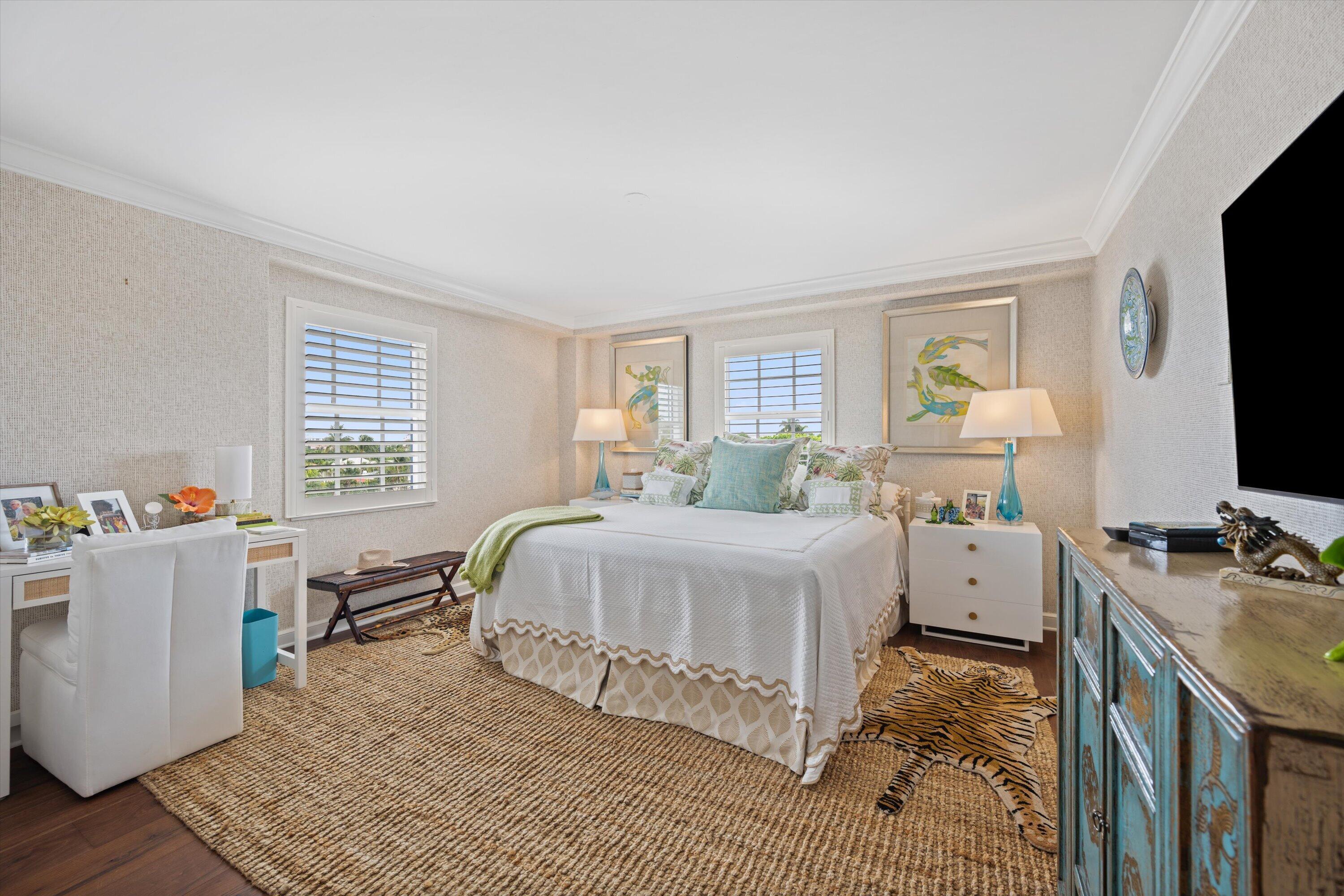 THREE THIRTY COCOANUT ROW CONDO - Residential Lease