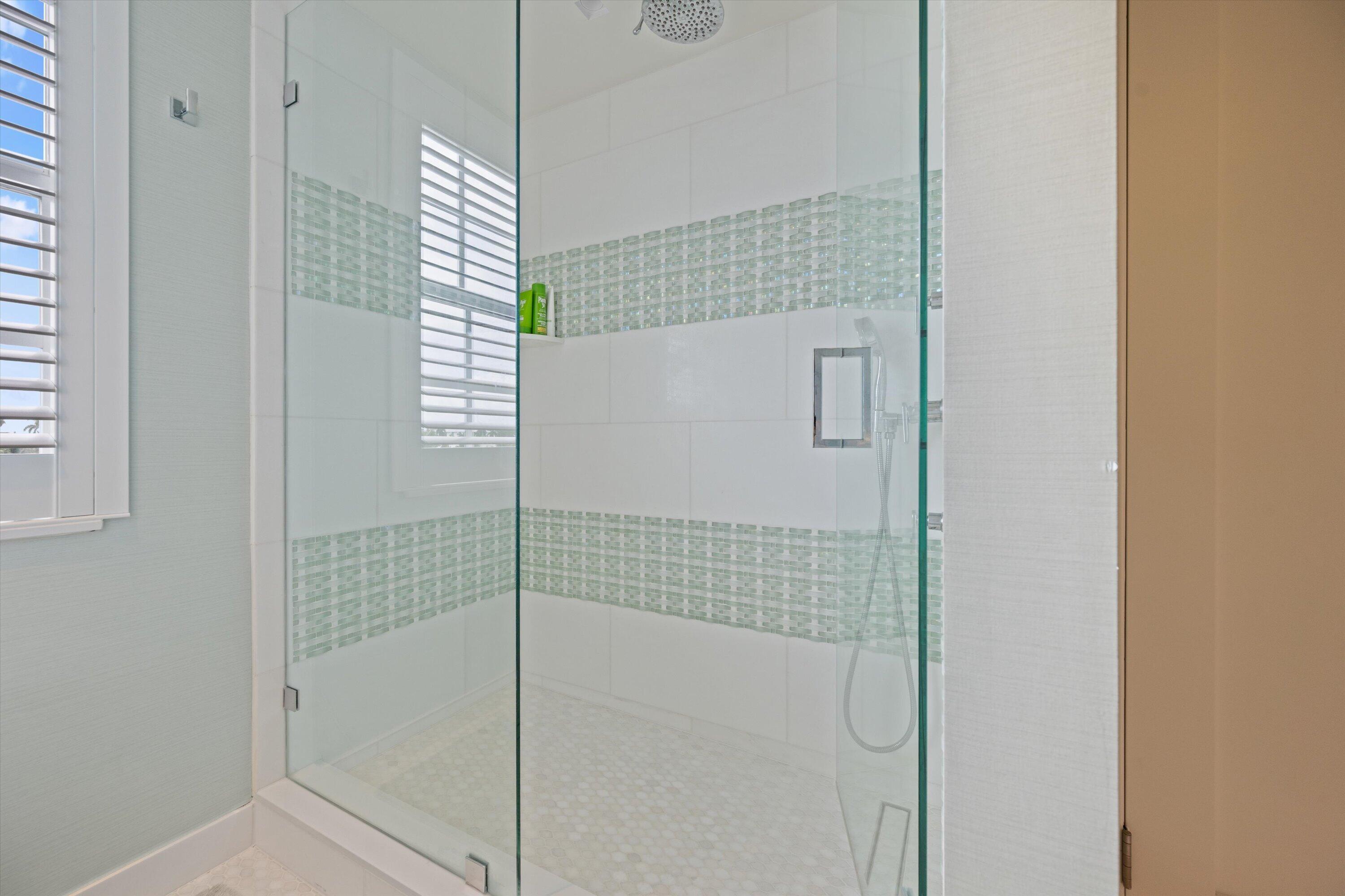 THREE THIRTY COCOANUT ROW CONDO - Residential Lease