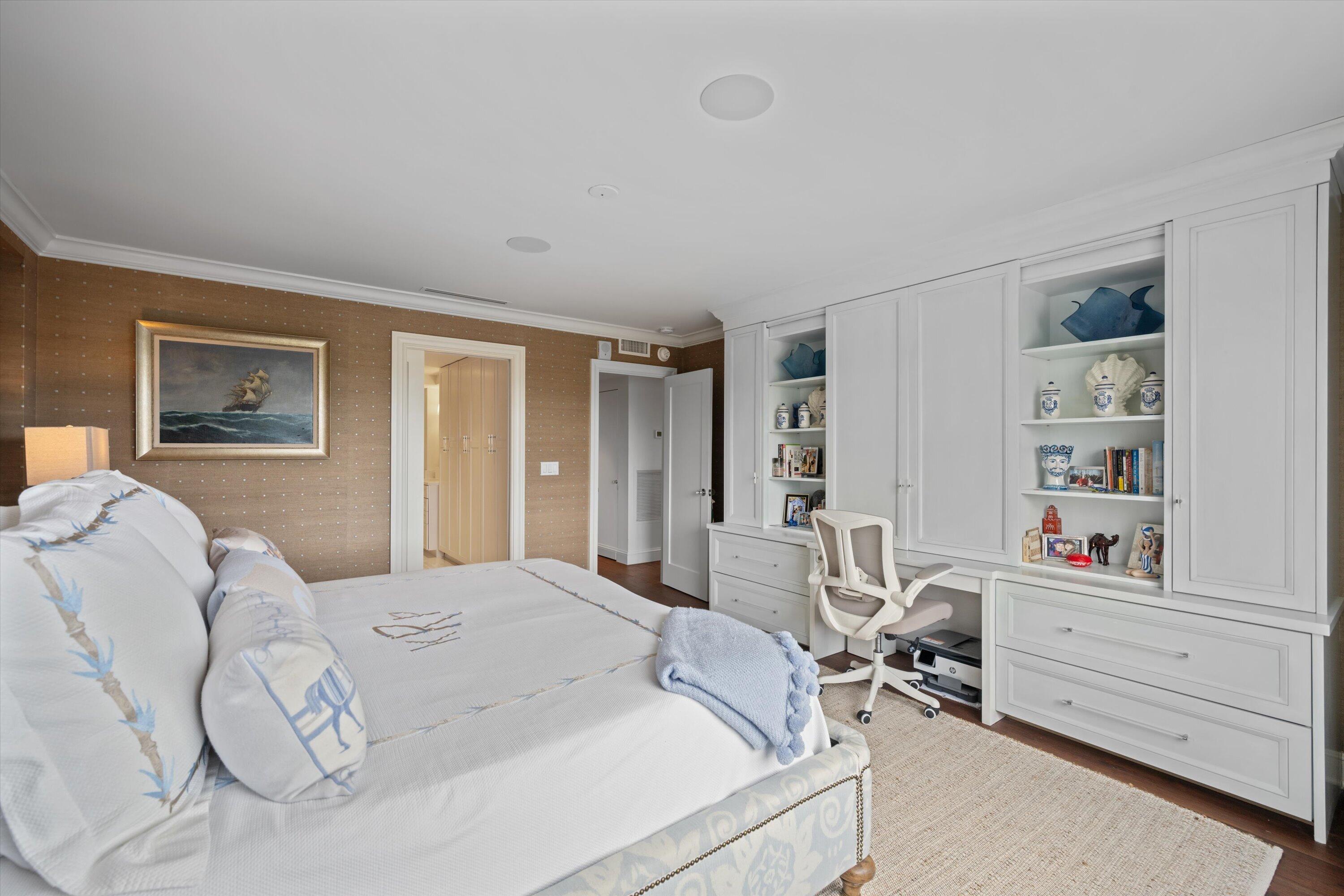 THREE THIRTY COCOANUT ROW CONDO - Residential Lease