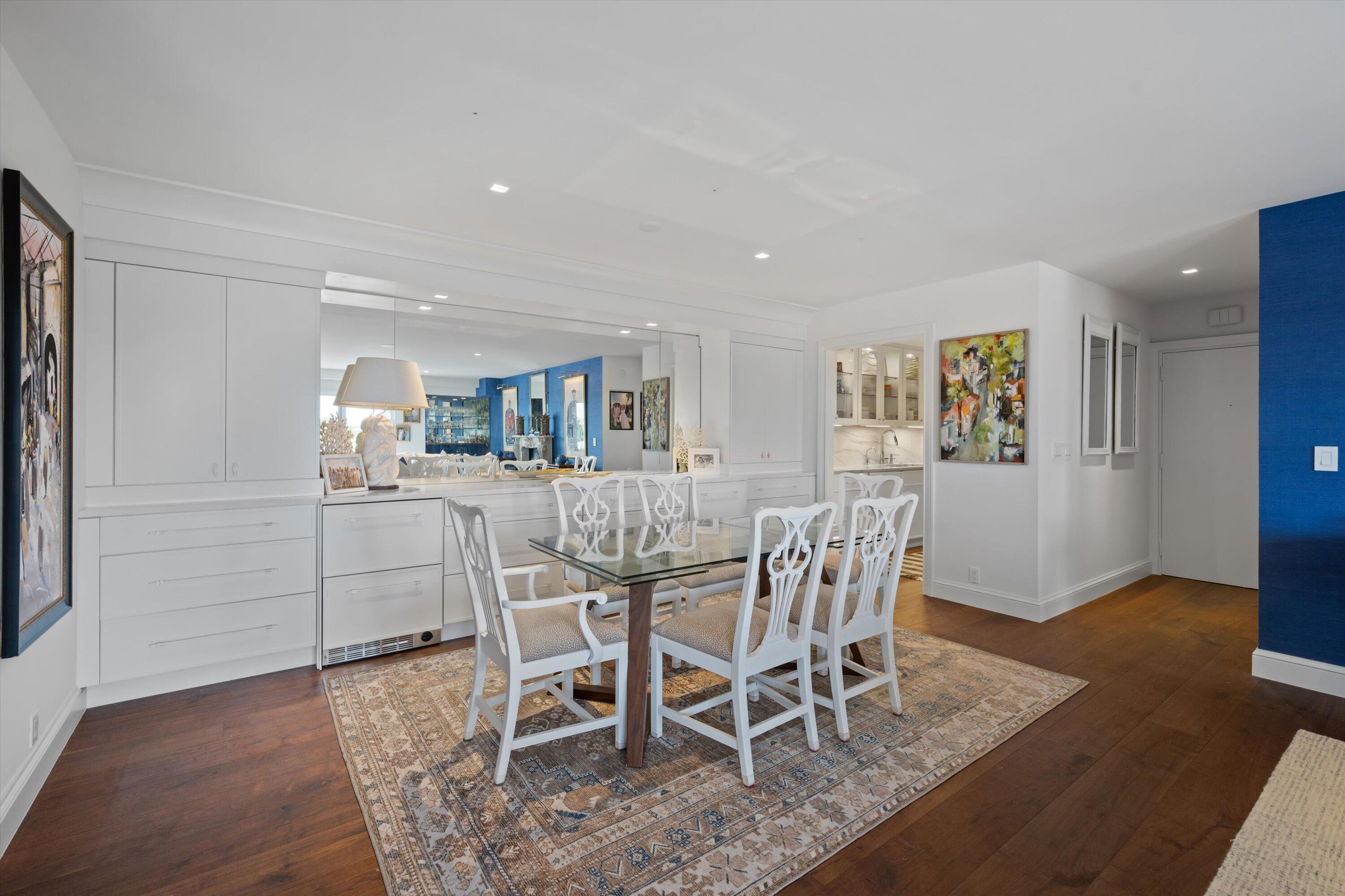 THREE THIRTY COCOANUT ROW CONDO - Residential Lease