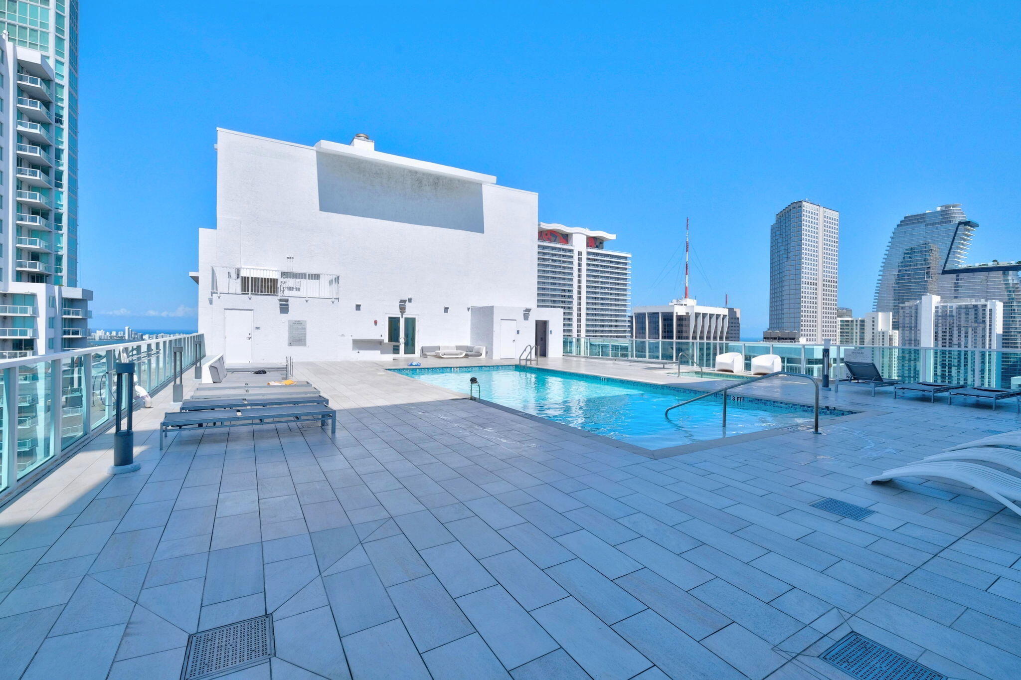 THE LOFT DOWNTOWN II CONDO - Residential