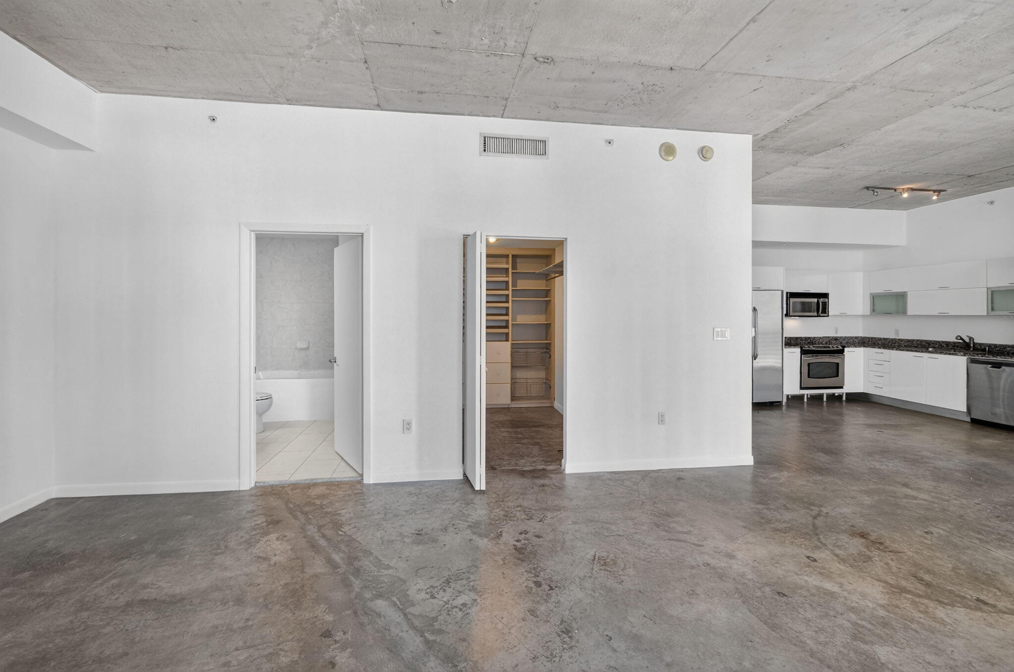 THE LOFT DOWNTOWN II CONDO - Residential