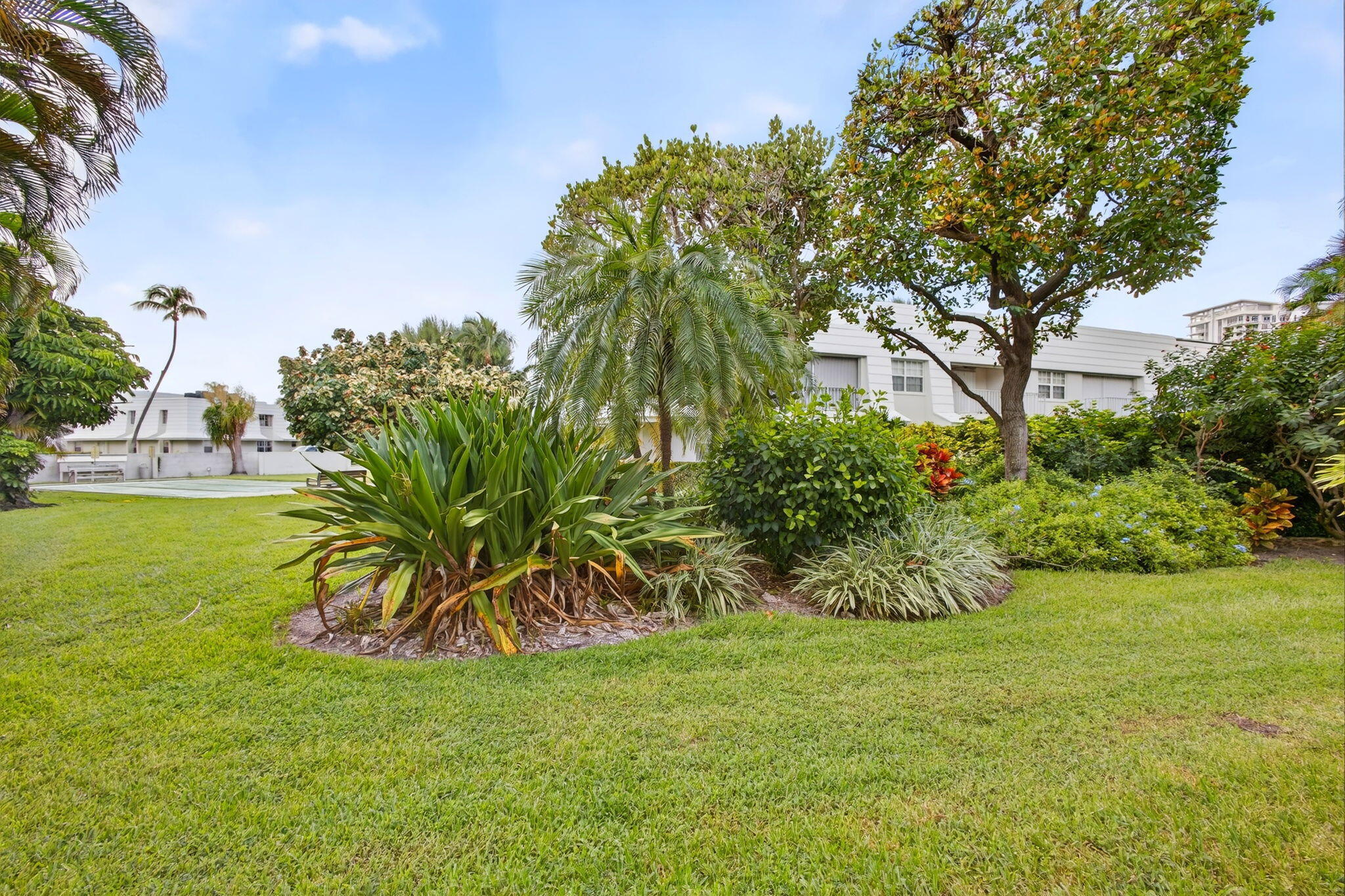 SUGAR SANDS CONDO 9 - Residential