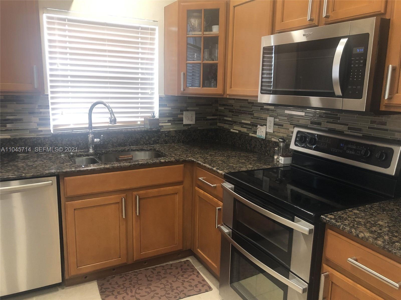 MIZNER POINTE OF BOCA - Residential Lease