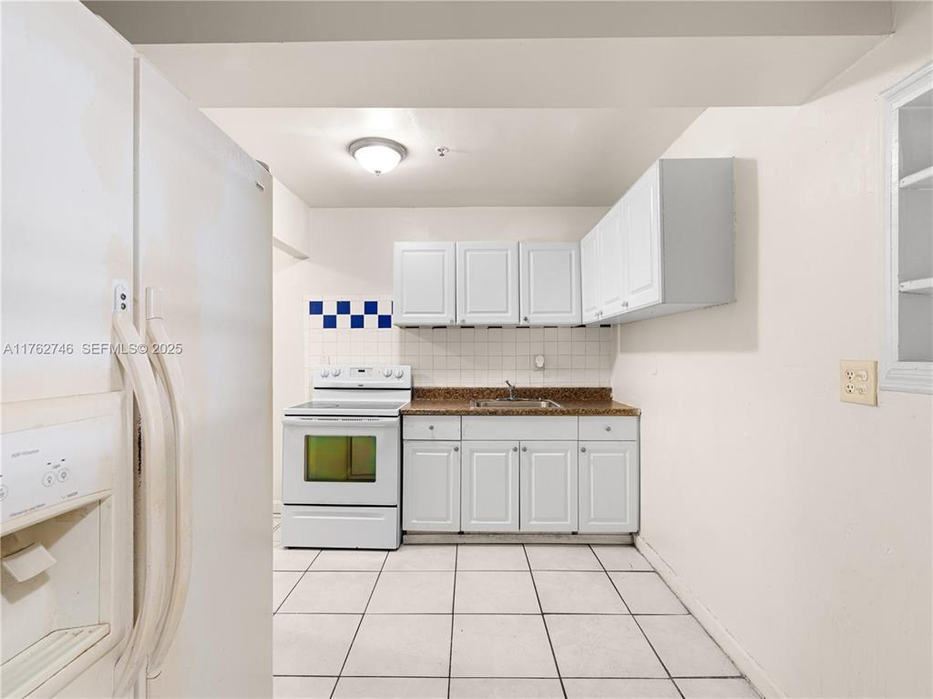 CANNON POINT FIRST ADD - Residential Lease