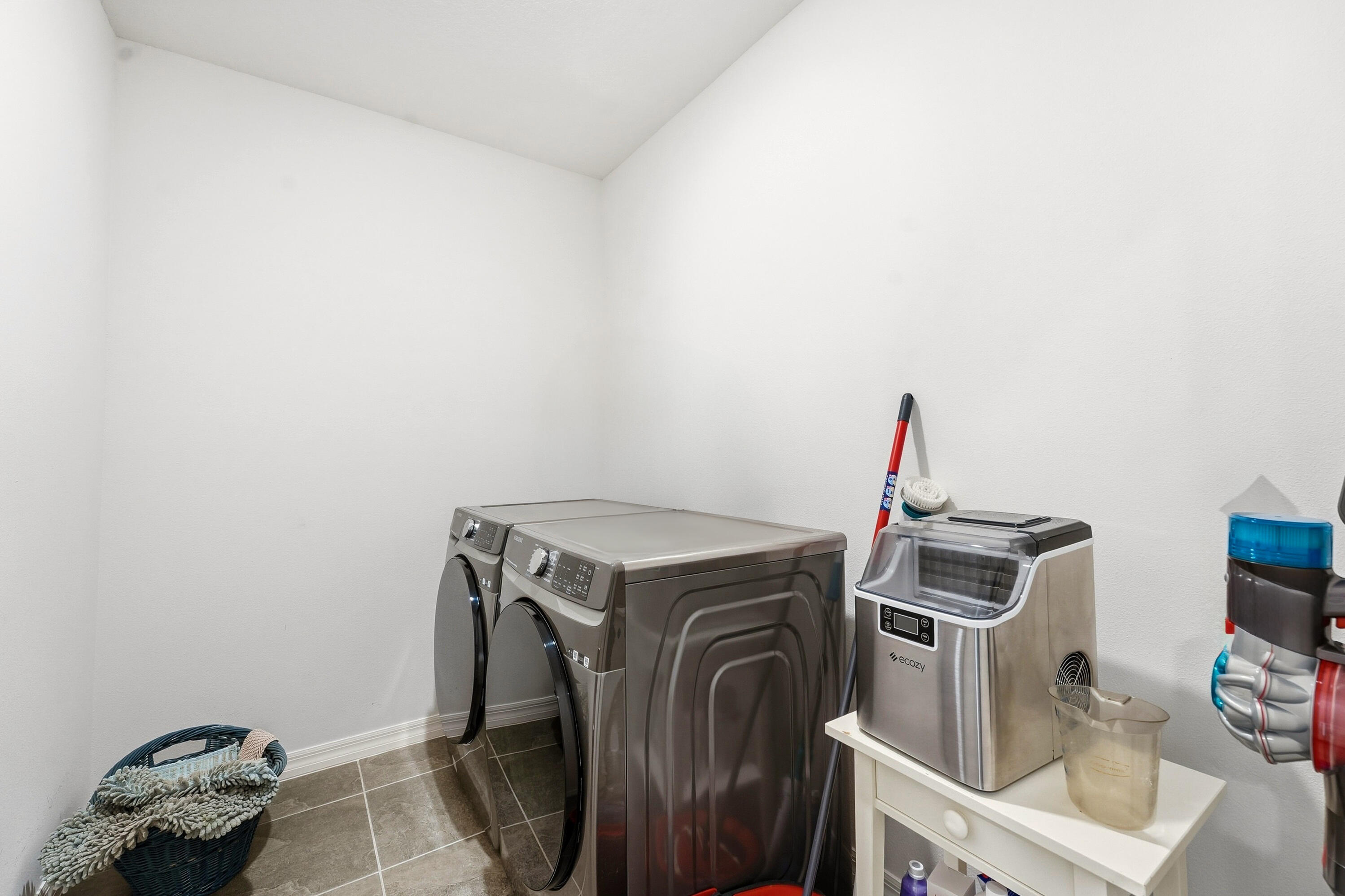 PORT ST LUCIE SECTION 33 - Residential