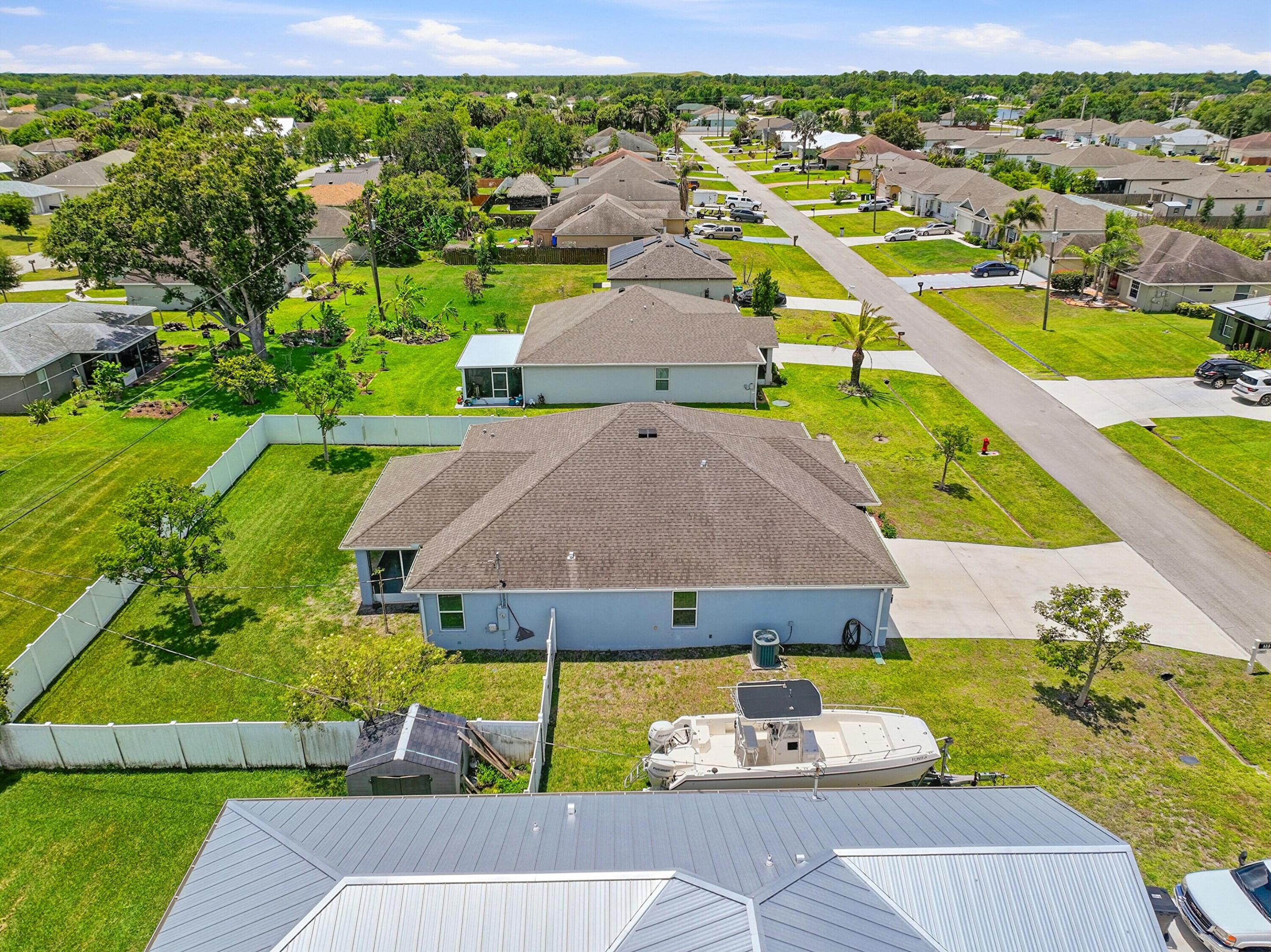 PORT ST LUCIE SECTION 33 - Residential