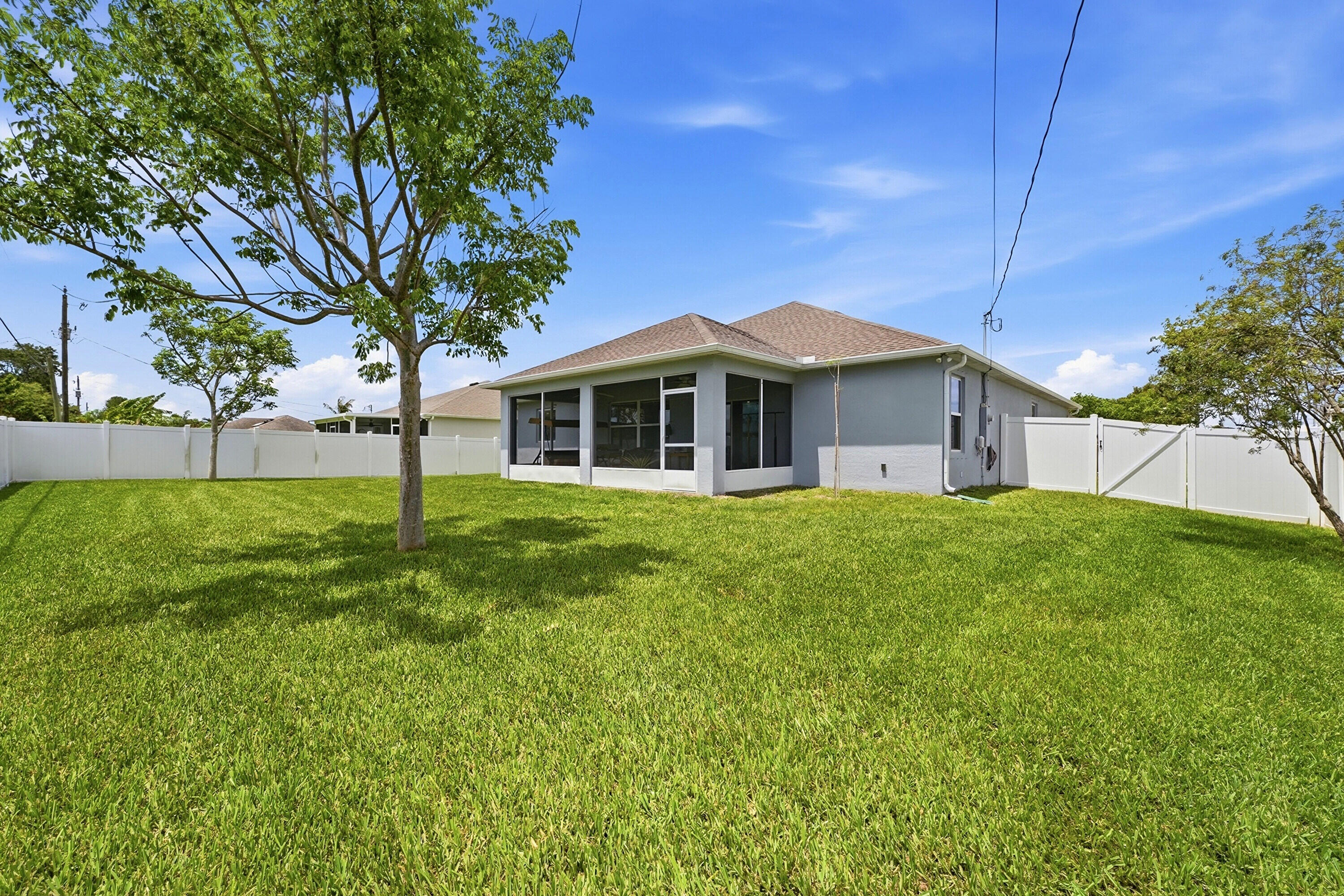 PORT ST LUCIE SECTION 33 - Residential
