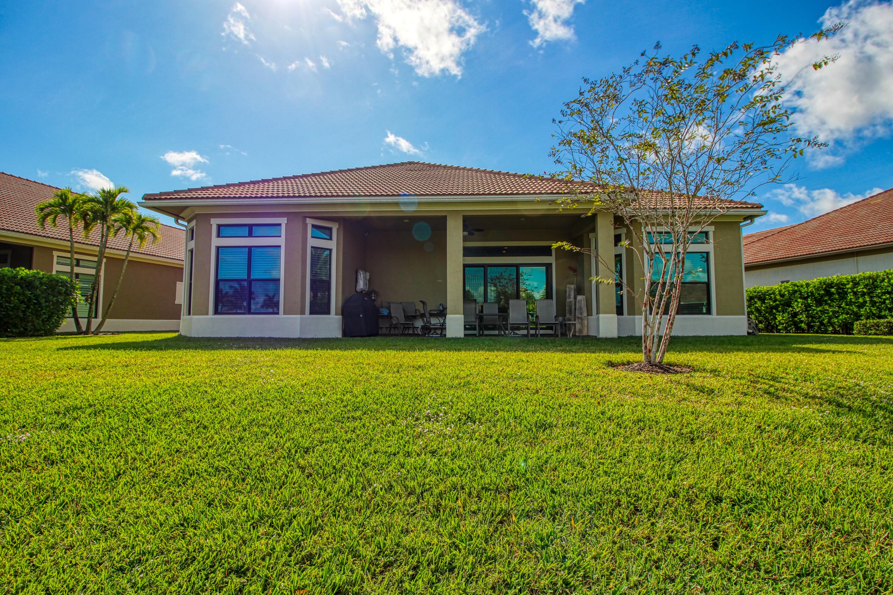 PARKLAND ROYALE - Residential