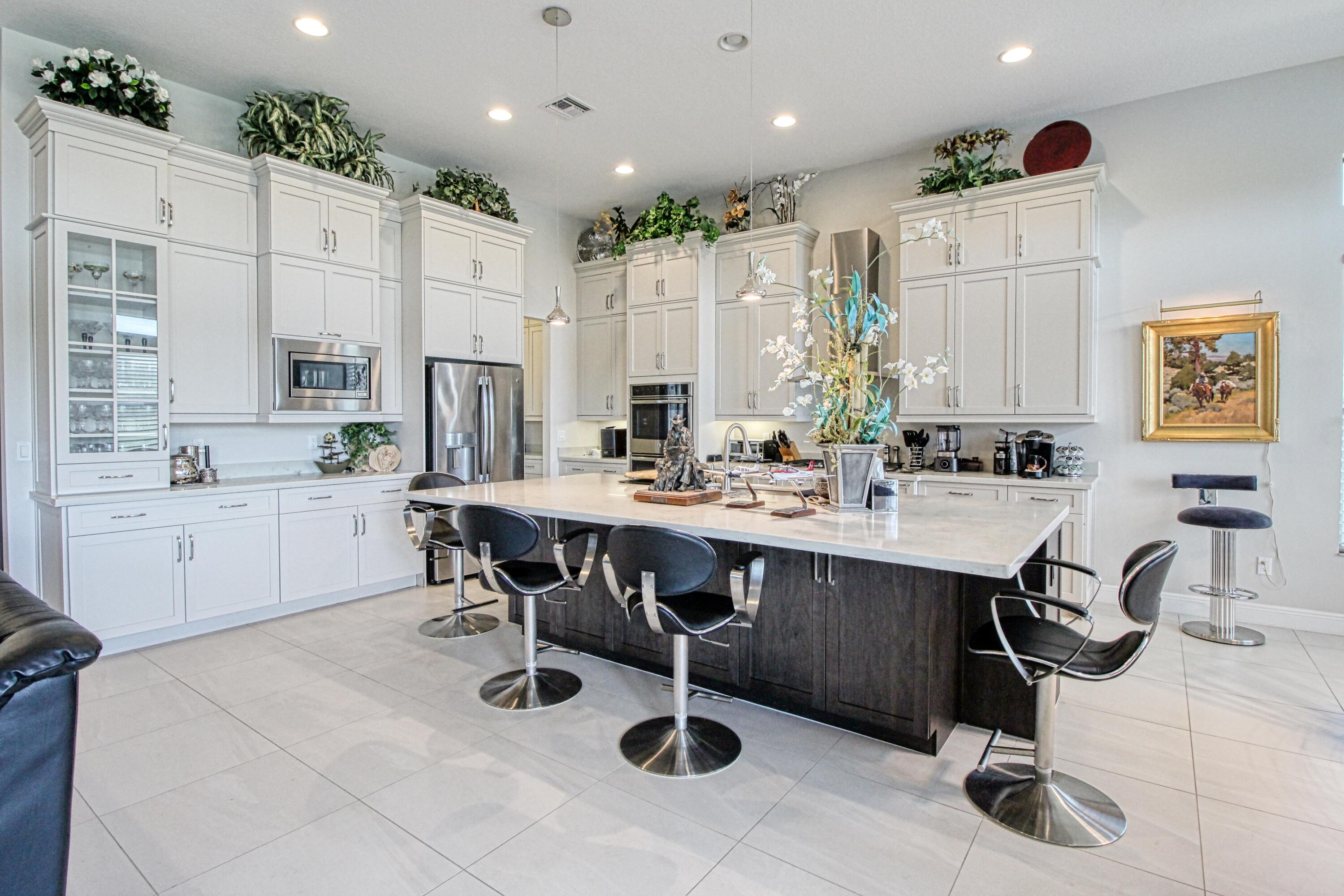 PARKLAND ROYALE - Residential